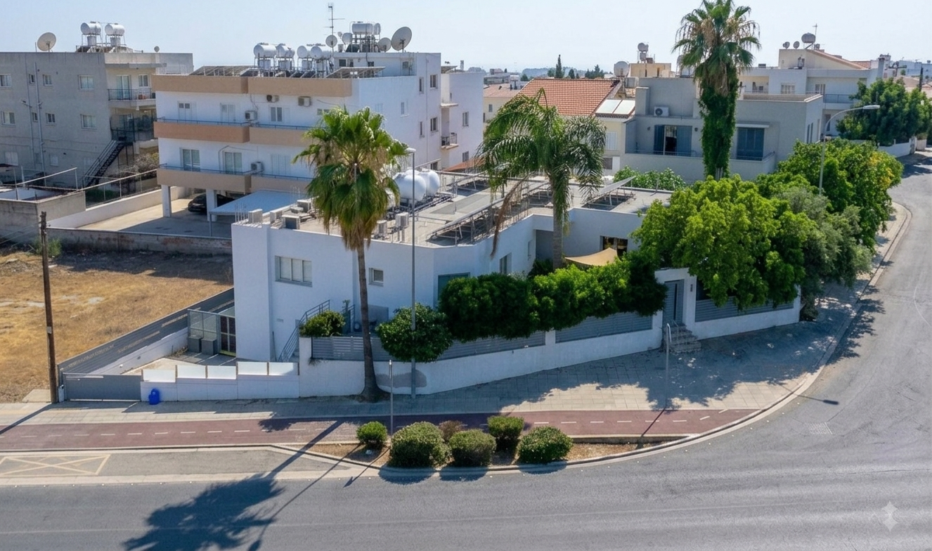 5 bedroom house in Platy Aglantzias, Nicosia