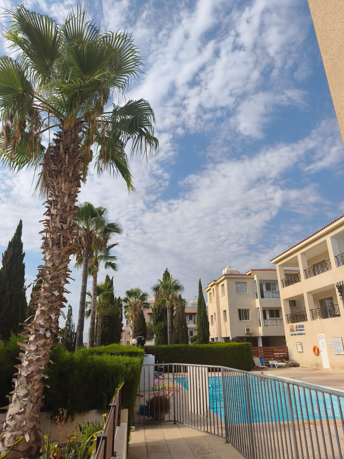 3 Bedroom Apartment for sale in Chlorakas, Paphos