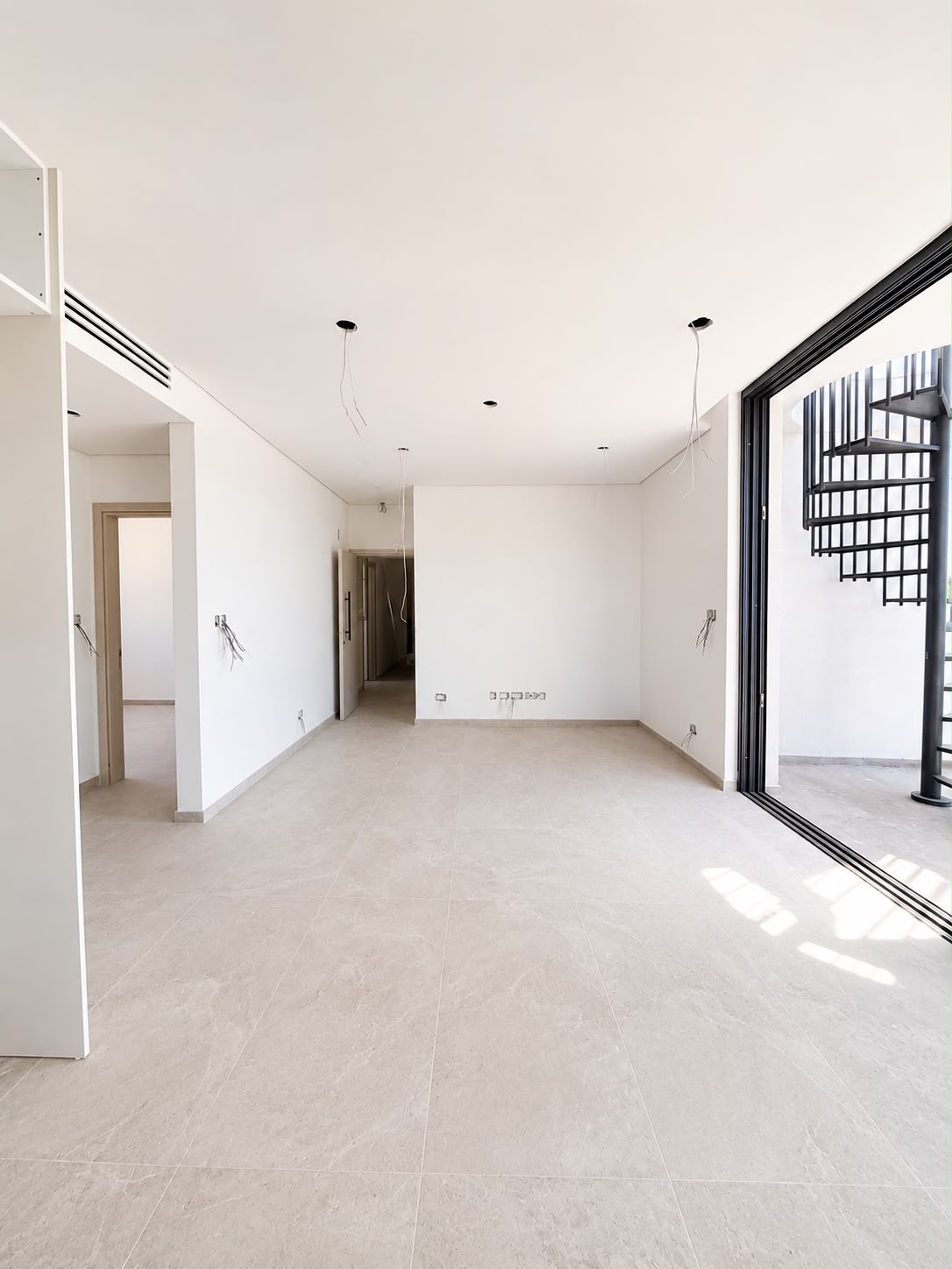Modern 2-Bedroom Penthouse in Aradippou