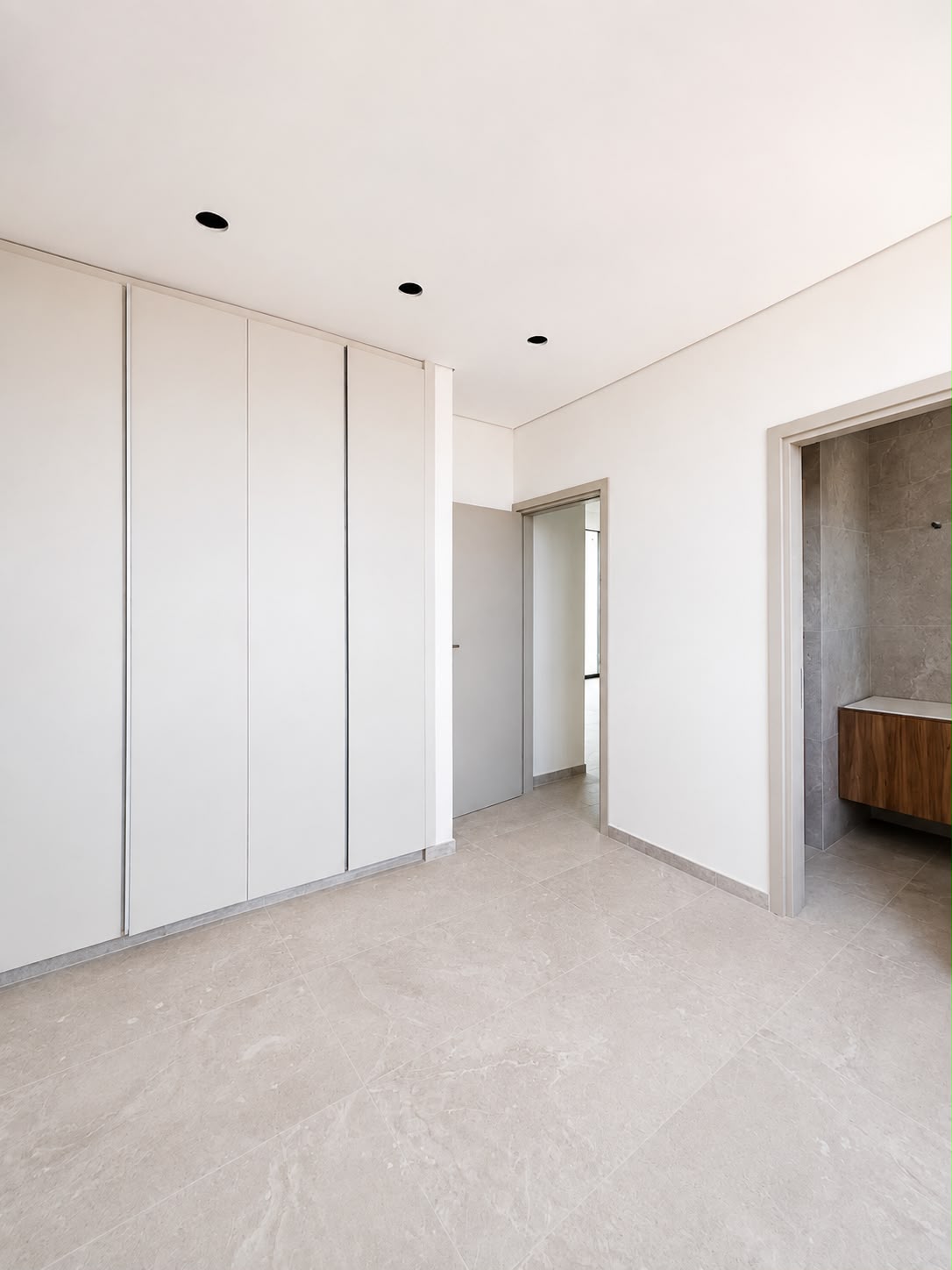 Modern 2-Bedroom Penthouse in Aradippou