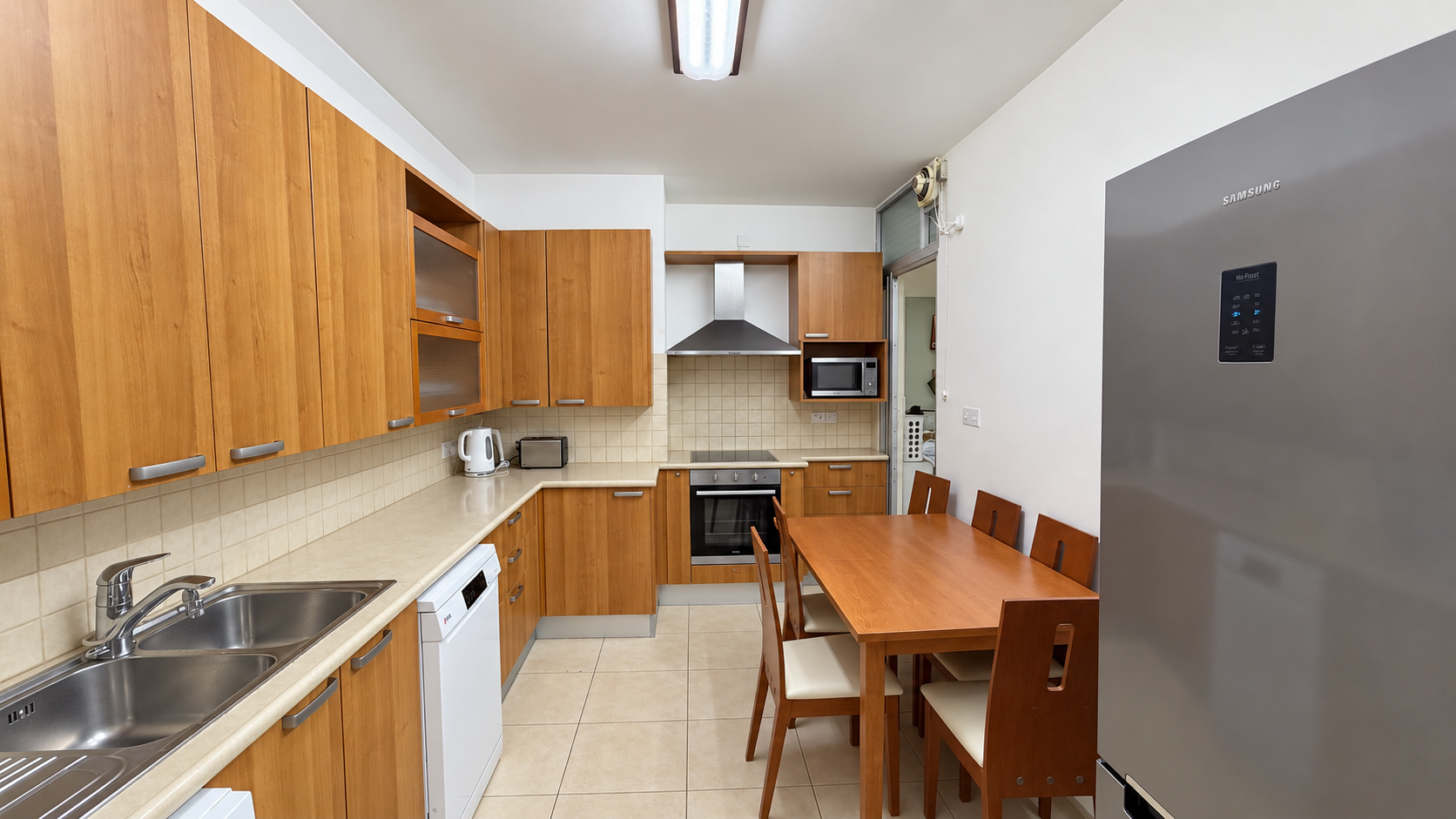 3 Bedroom Apartment Neapolis