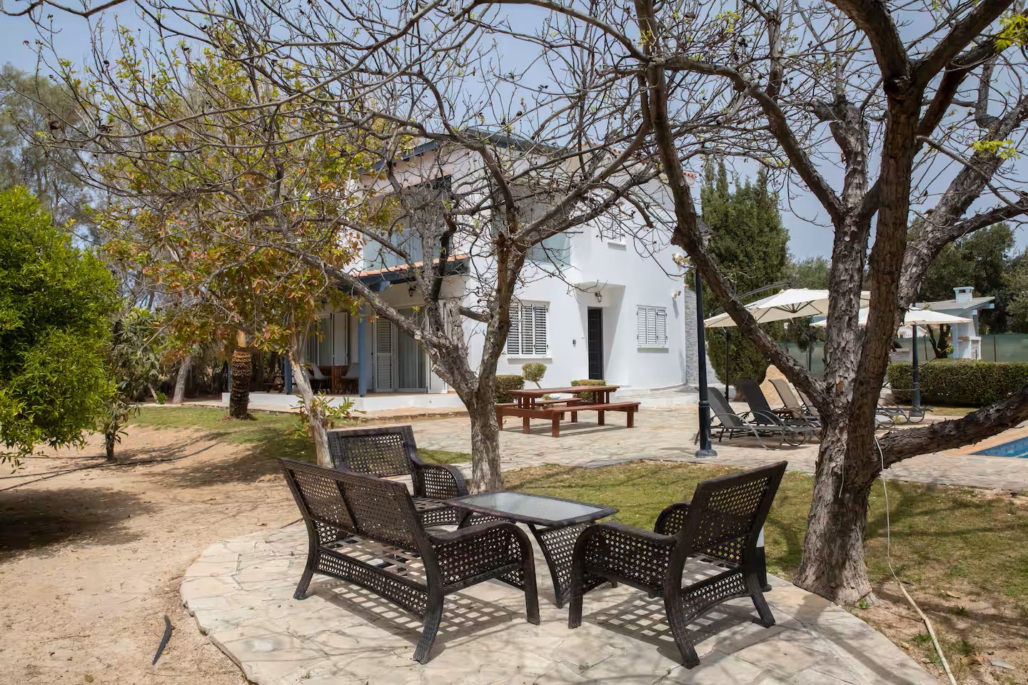 5 Bedroom Villa for Sale in Coral Bay, Peyia