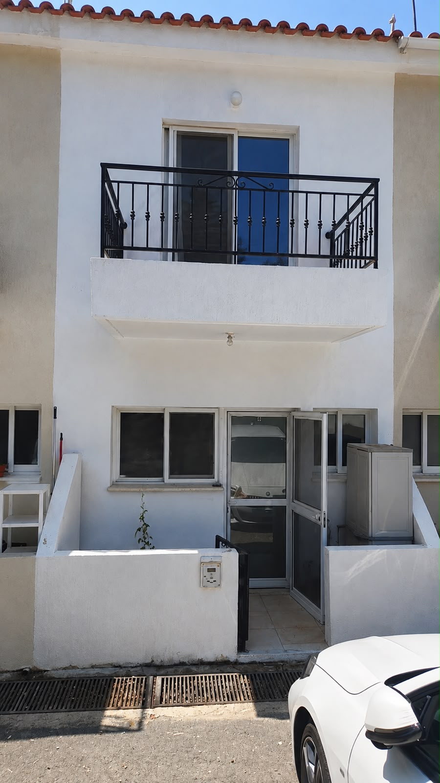 House in Armou - Image 4