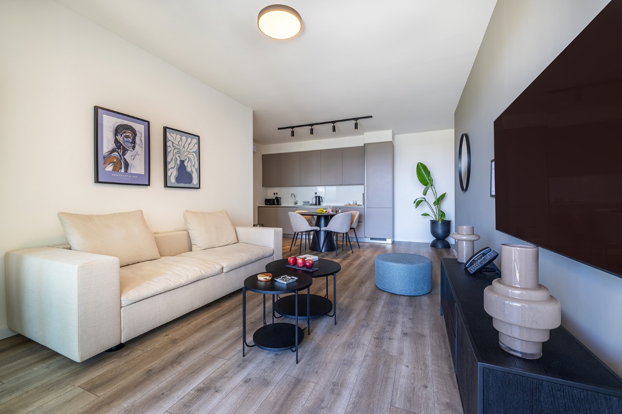 1 Bedroom Penthouse with Roof Garden