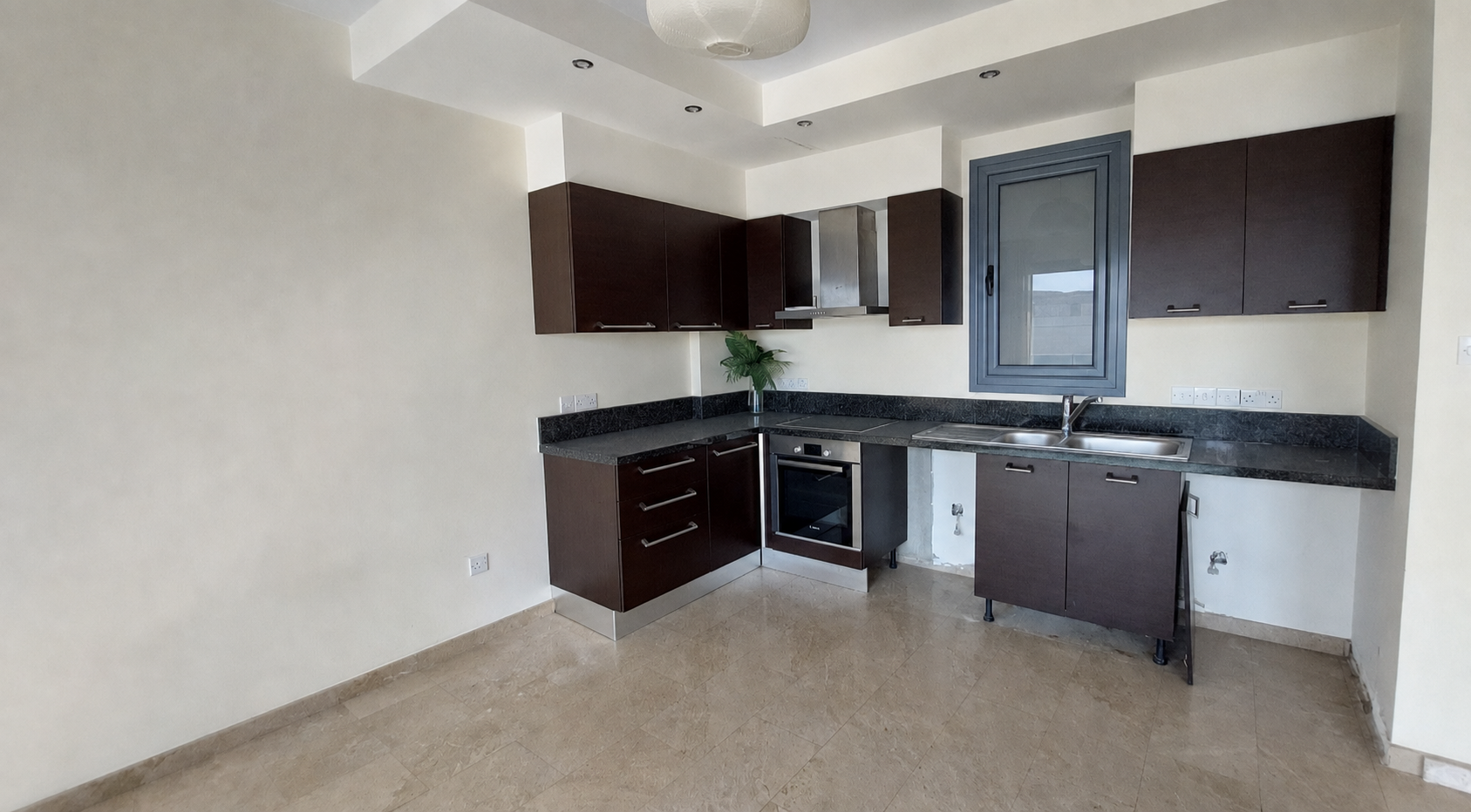2 BEDROOM DUPLEX FLAT 40 M FROM FINIKOUDES BEACH