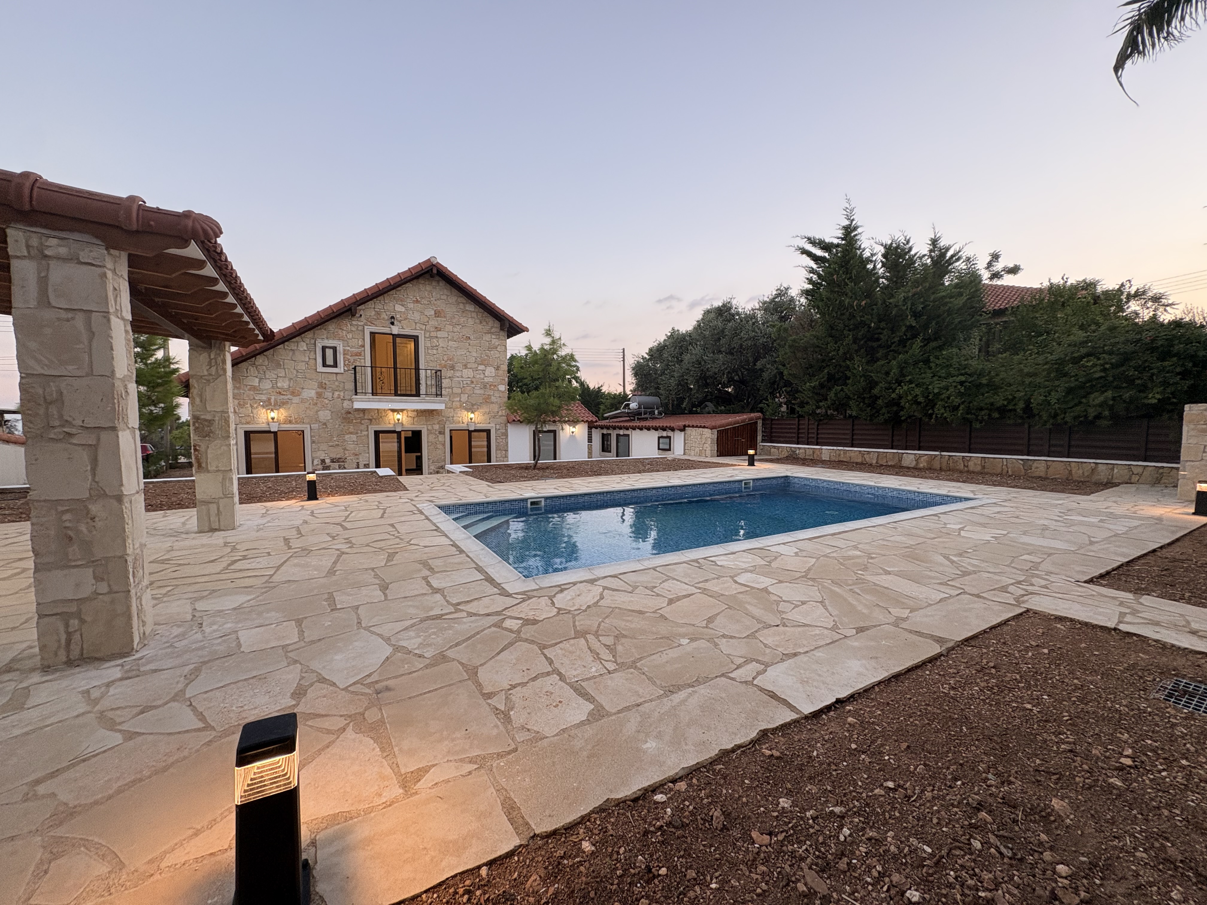 4 bedroom House For Sale in Souni, Limassol