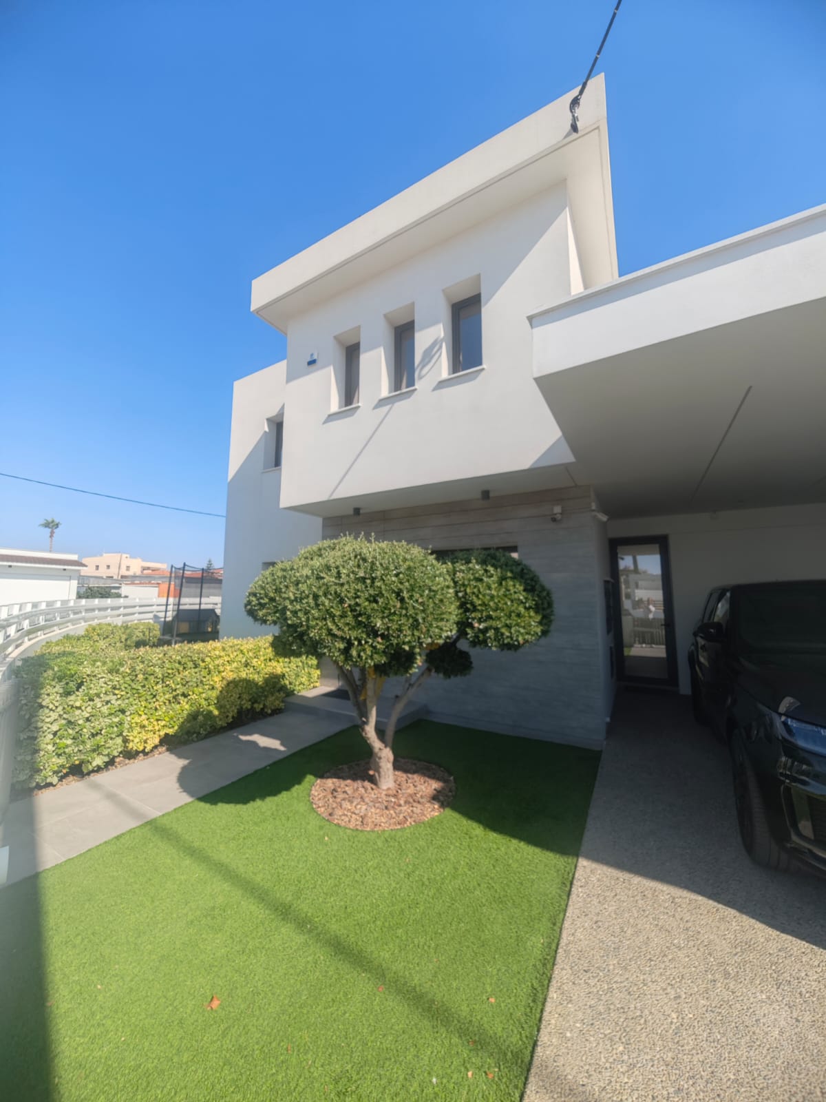 Beautiful Corner House in Aradippou