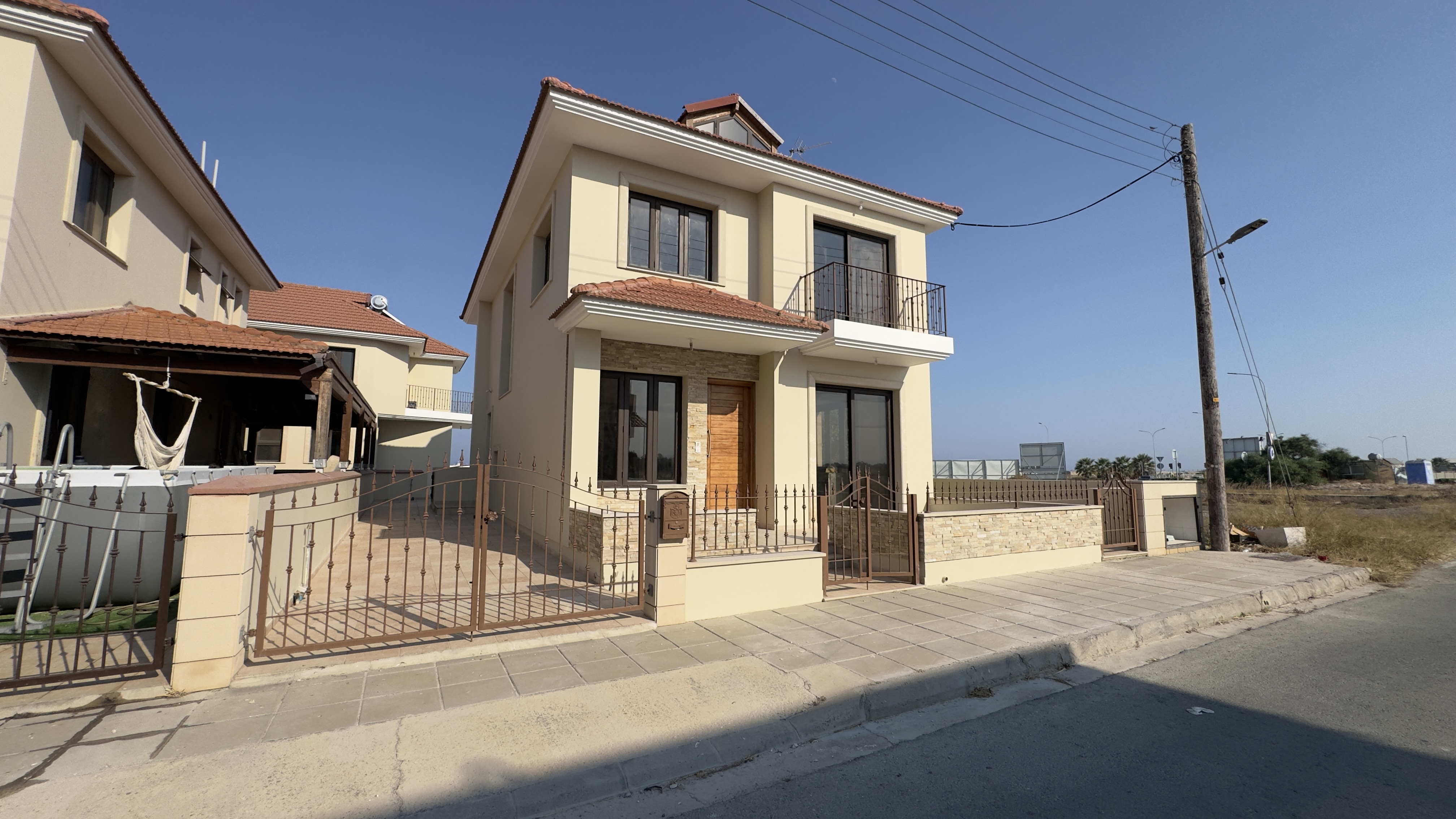 3 bedroom house in Dekeleia