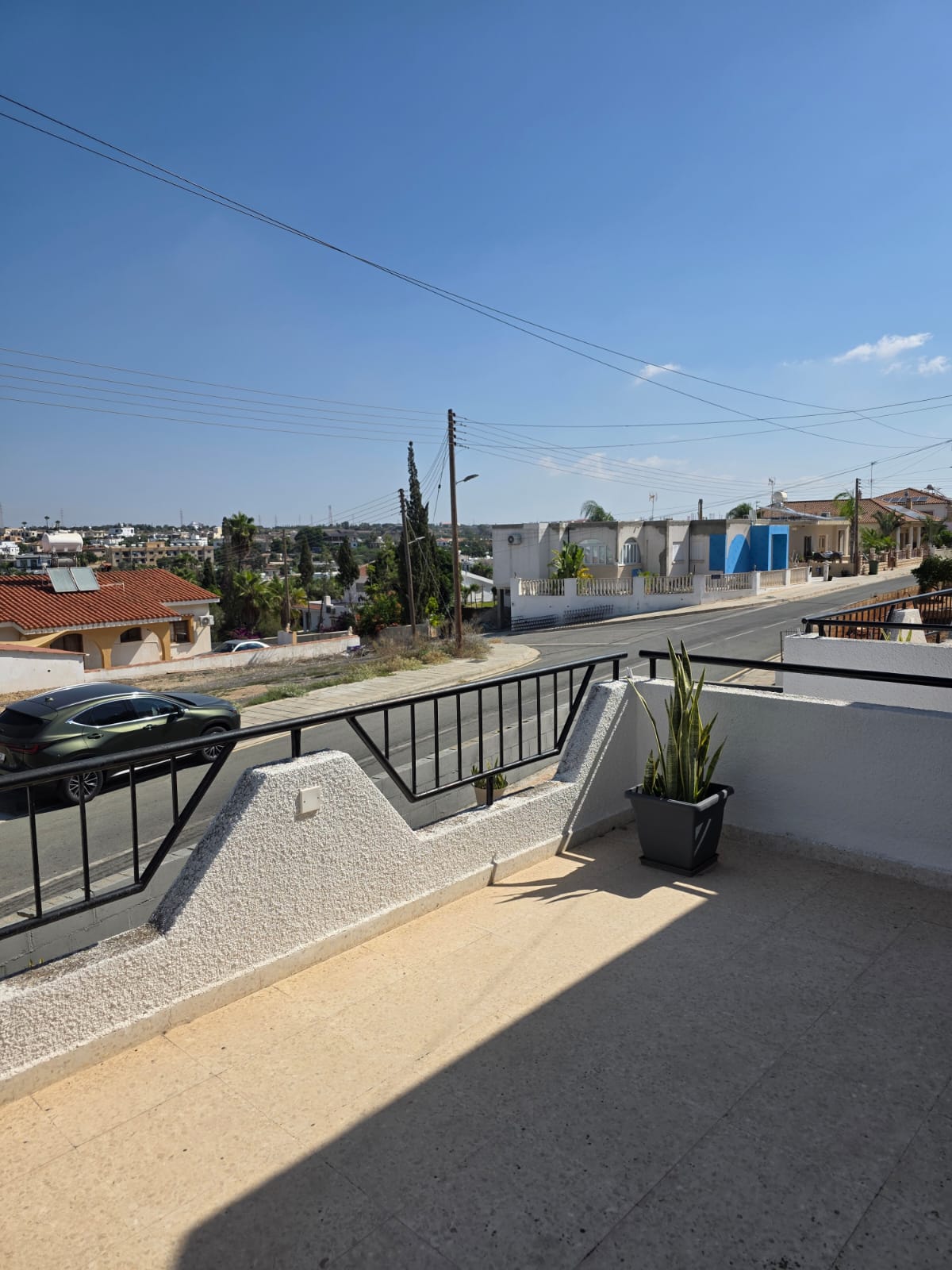 Spacious Home in Ormideia