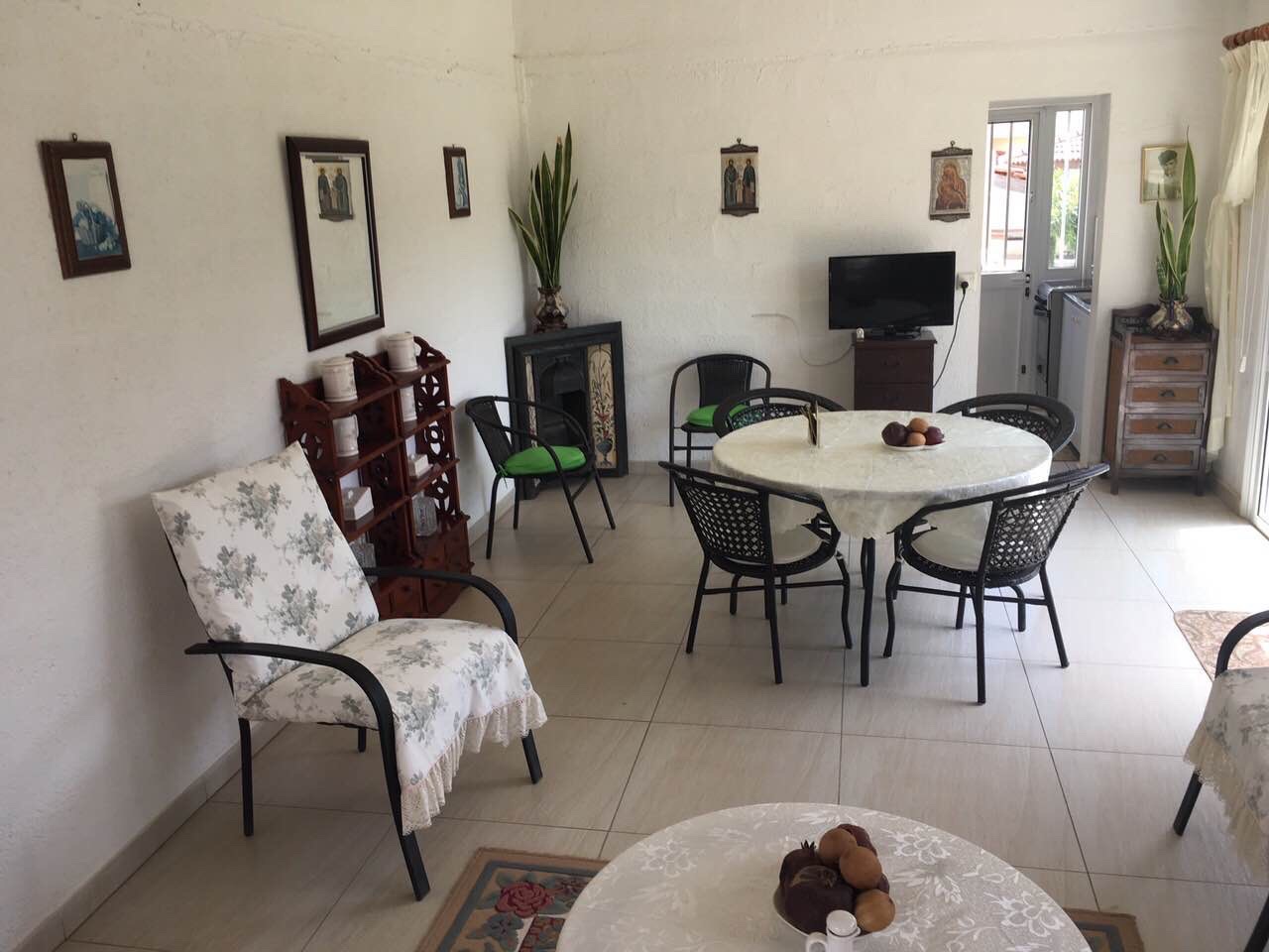 4 BEDROOM HOUSE IN XYLOTYMBOU IN A LARGE PLOT