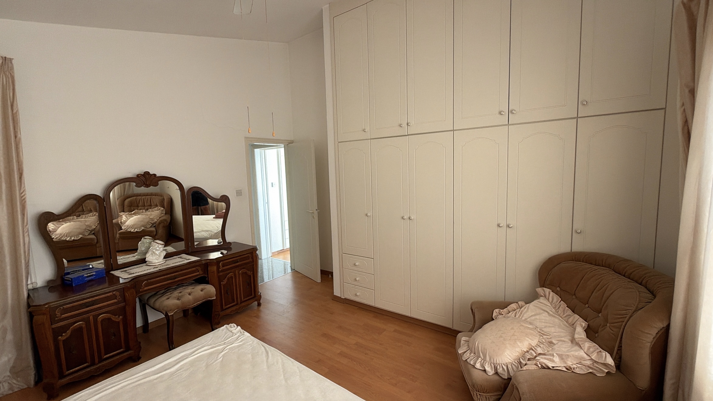 4 Bedroom Duplex Apartment for Sale in Pano Paphos