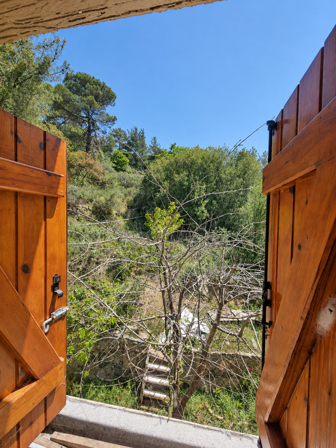 For Sale , 3-Bedroom Stone House in Platres , Limassol