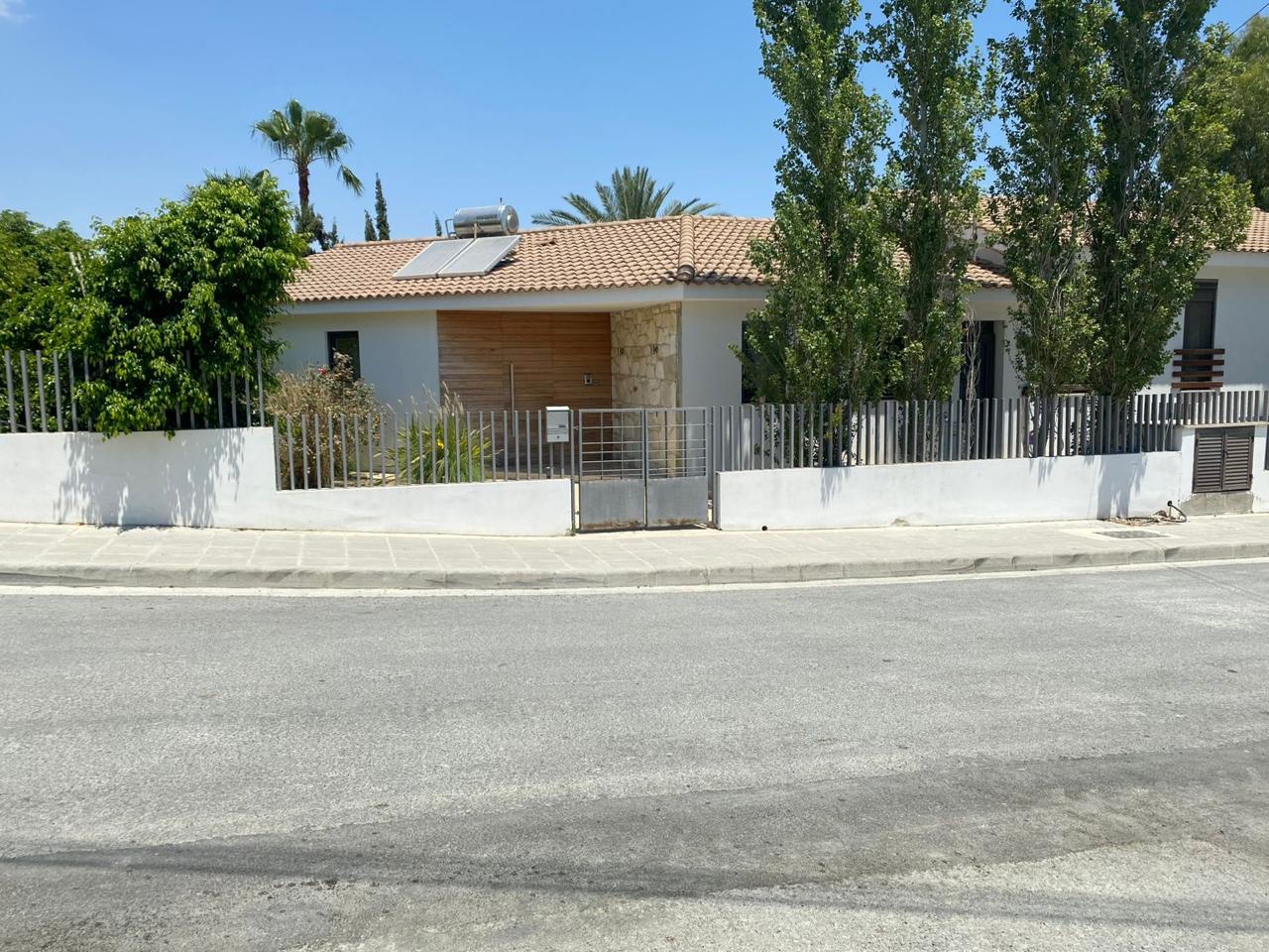 Five Bedroom Villa in Aradippou 
