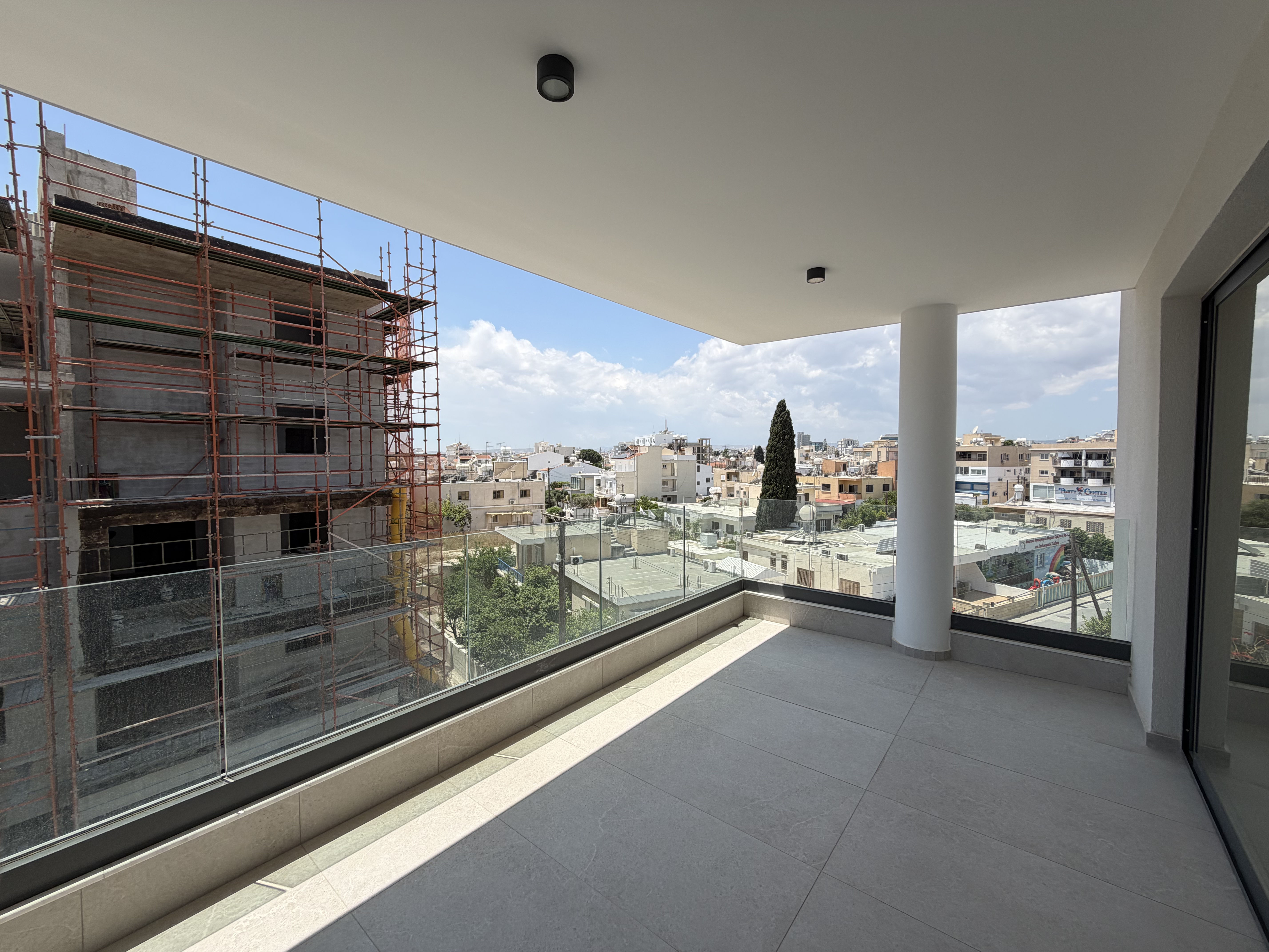 Modern 2-Bedroom Apartment for Sale in Drosia