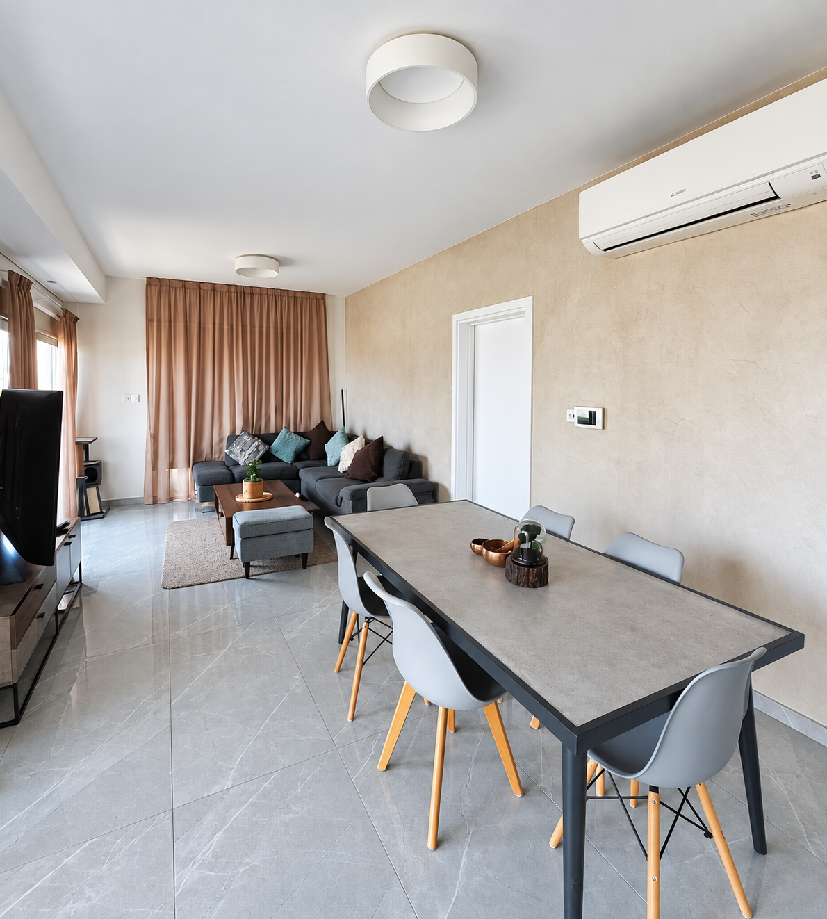 For Sale , 3-Bedroom Penthouse in Mesa Geitonia , Limassol