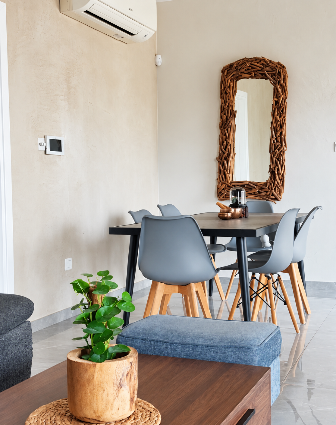 For Sale , 3-Bedroom Penthouse in Mesa Geitonia , Limassol