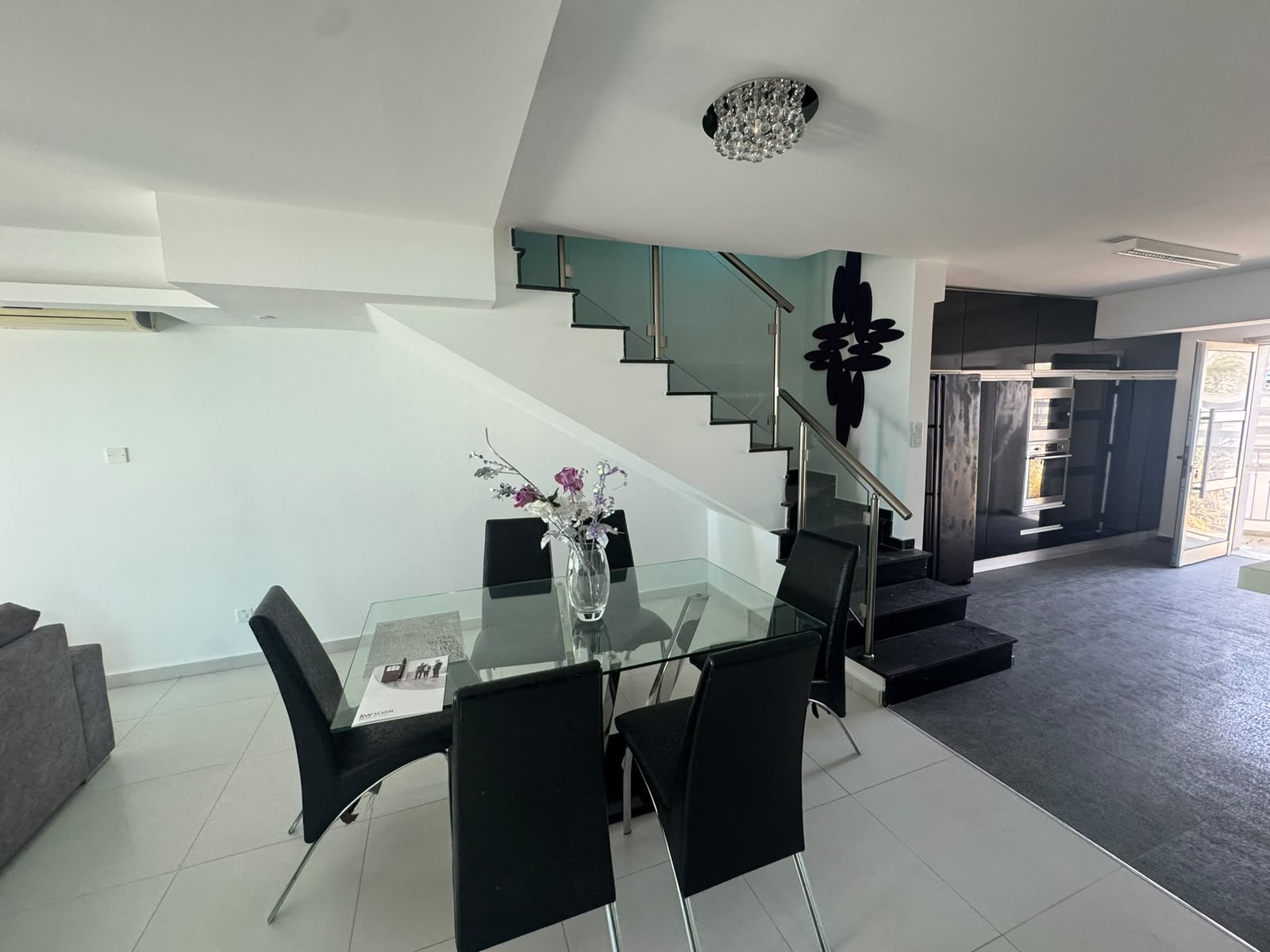 Duplex in Psematismenos