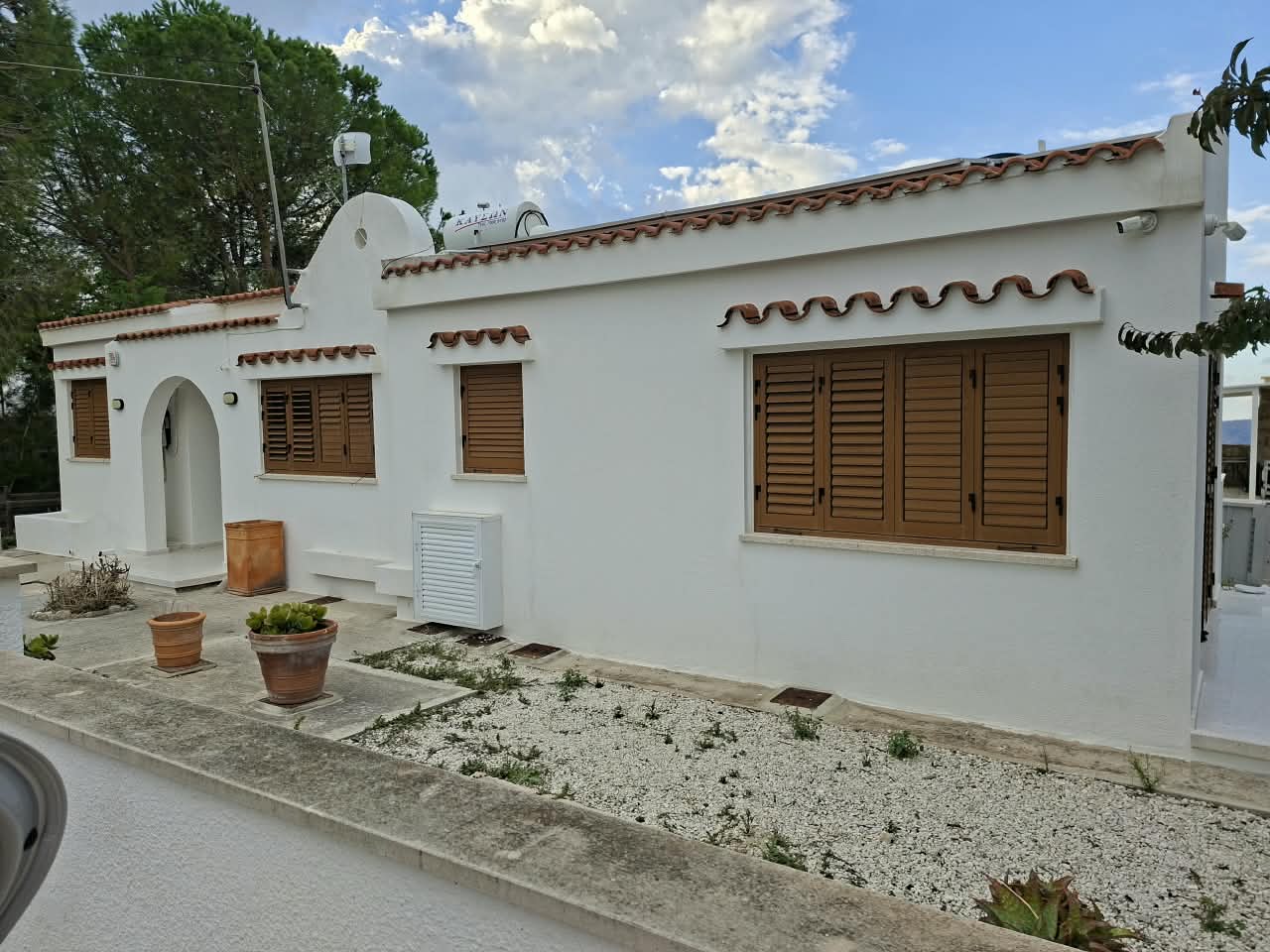 2 Bed Bungalow + Studio for Rent in Lasa, Paphos