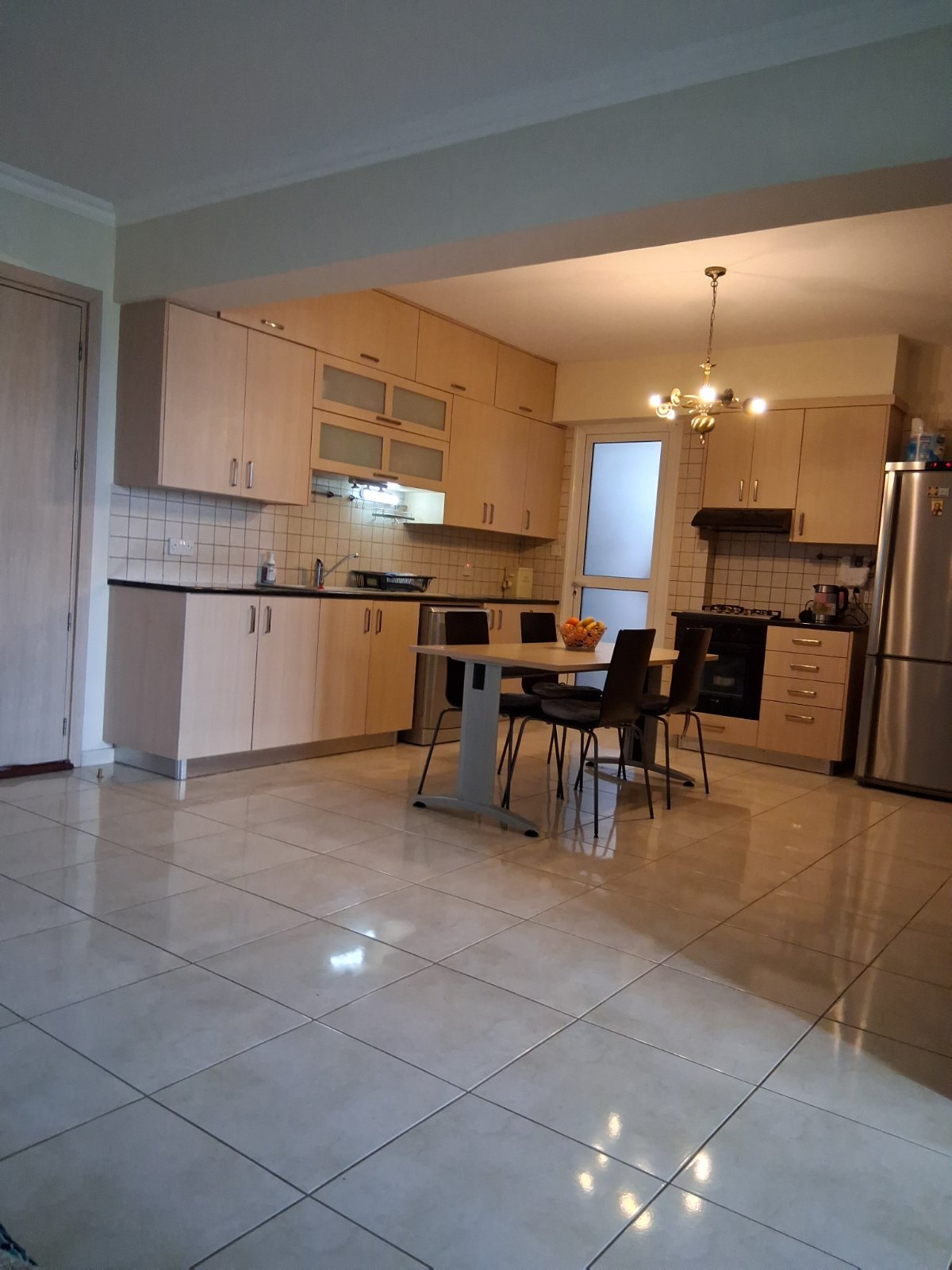Three Bedroom Apartment in Kokkinotrimithia