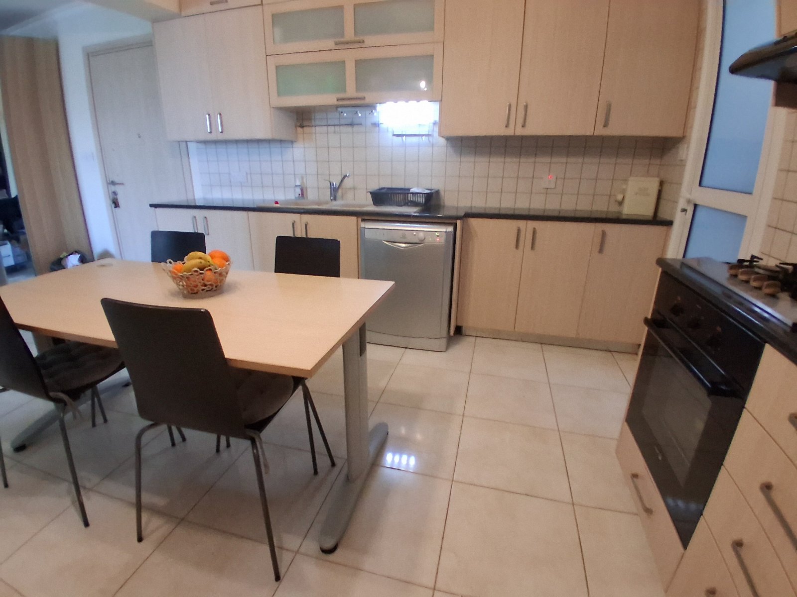 Three Bedroom Apartment in Kokkinotrimithia