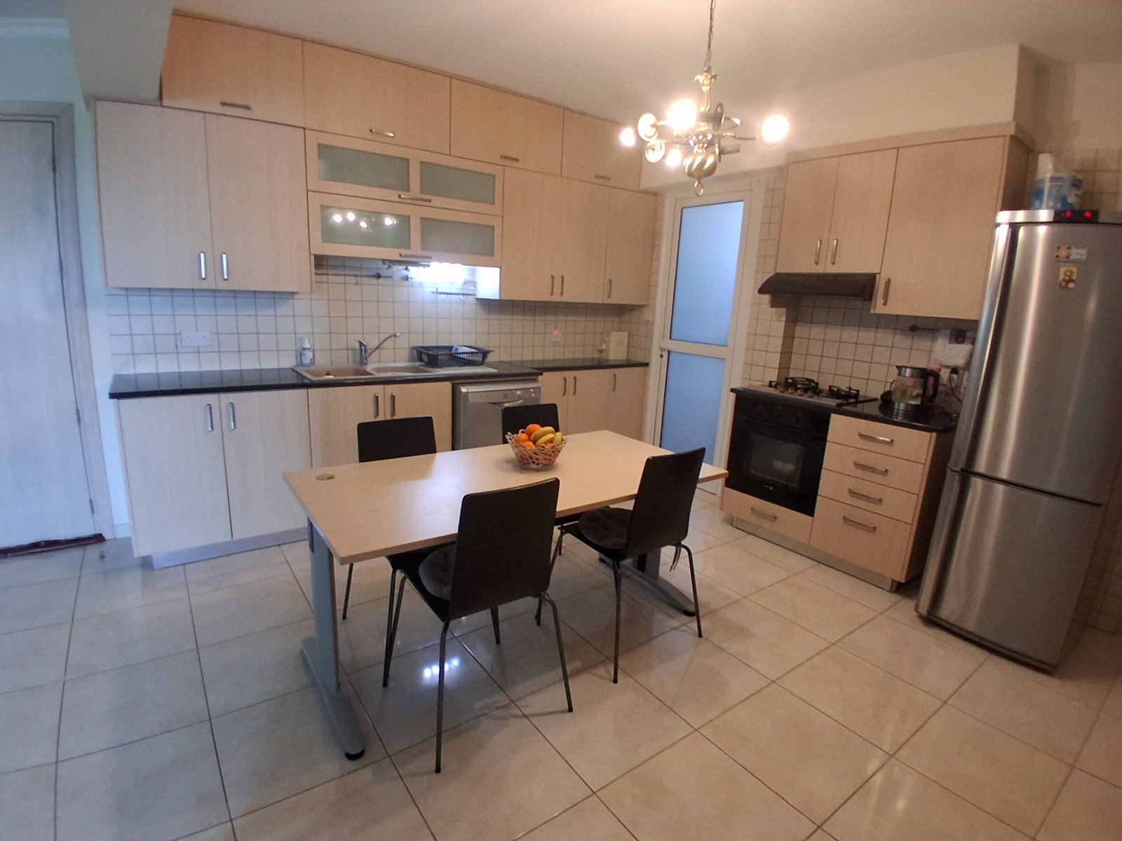 Three Bedroom Apartment in Kokkinotrimithia