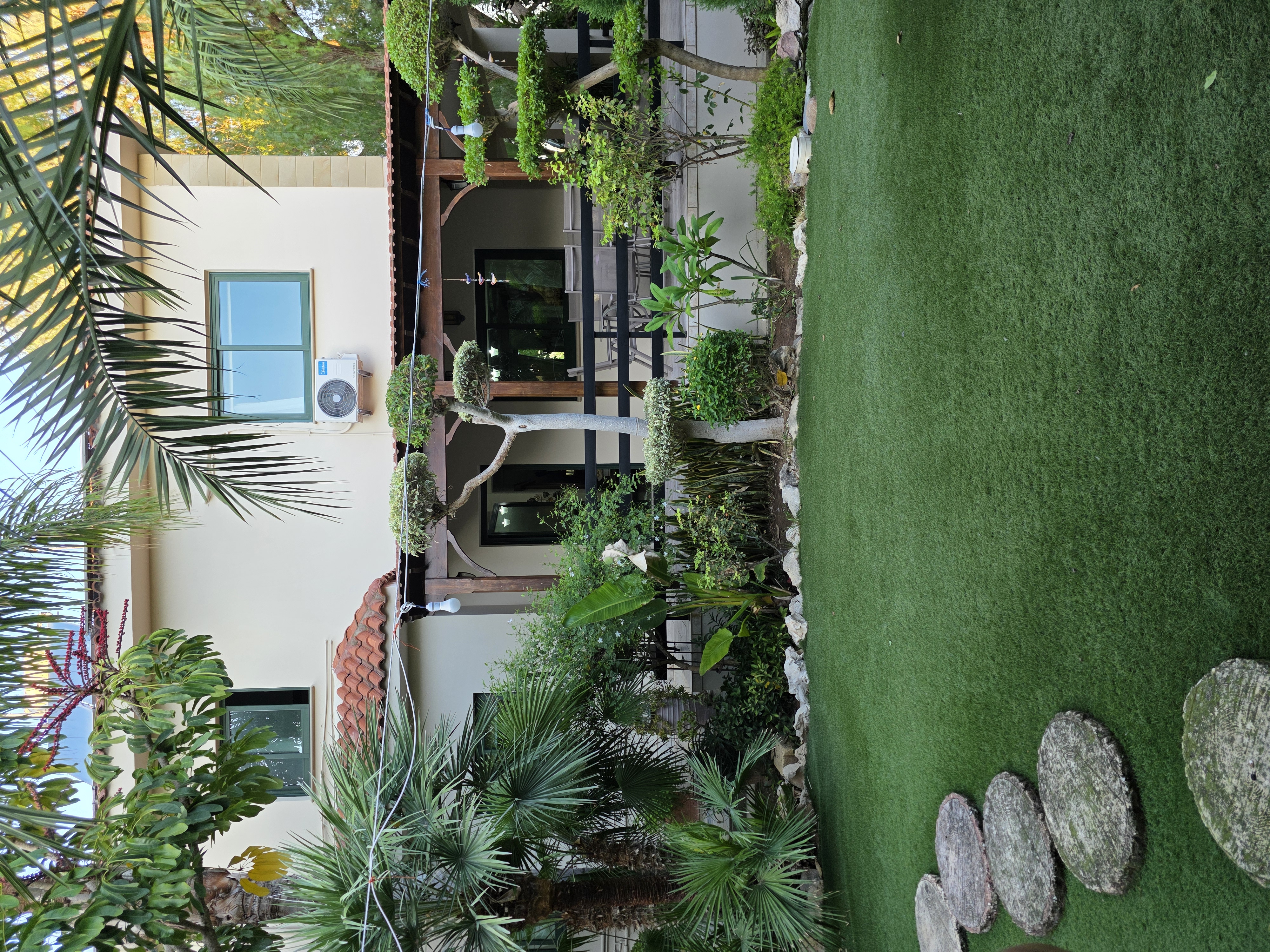 Large plot, with four bedroom, plus attic, house in Livadia