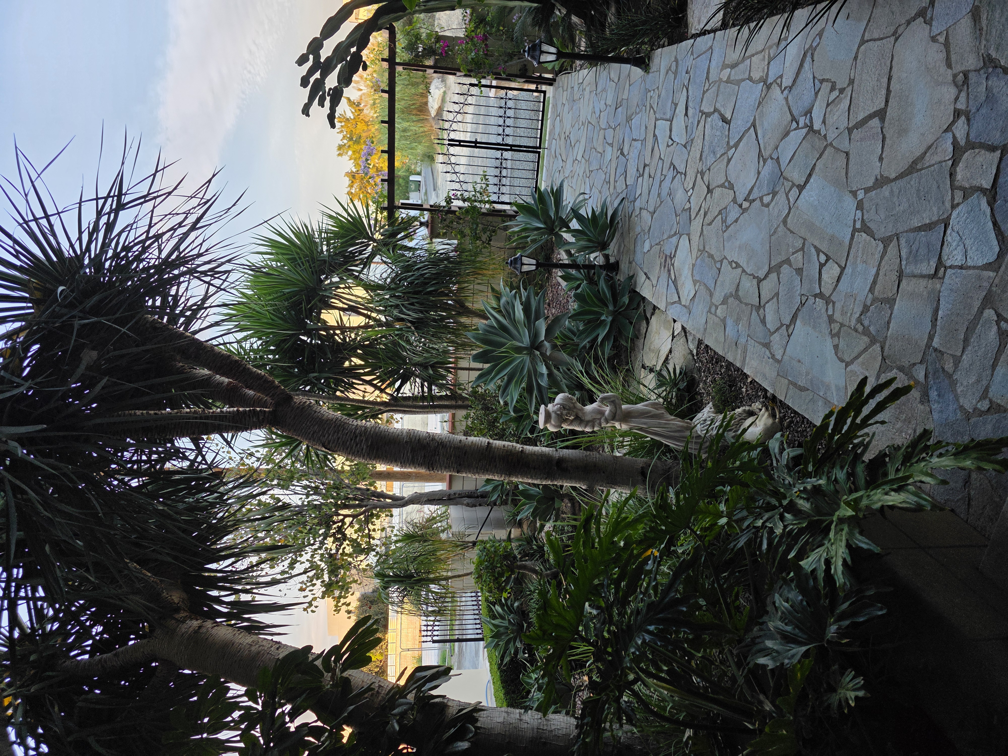 Large plot, with four bedroom, plus attic, house in Livadia