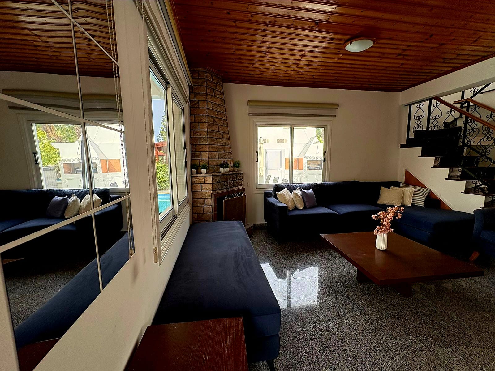 Three Bedroom House with Private Pool Close to the Beach, Pervolia