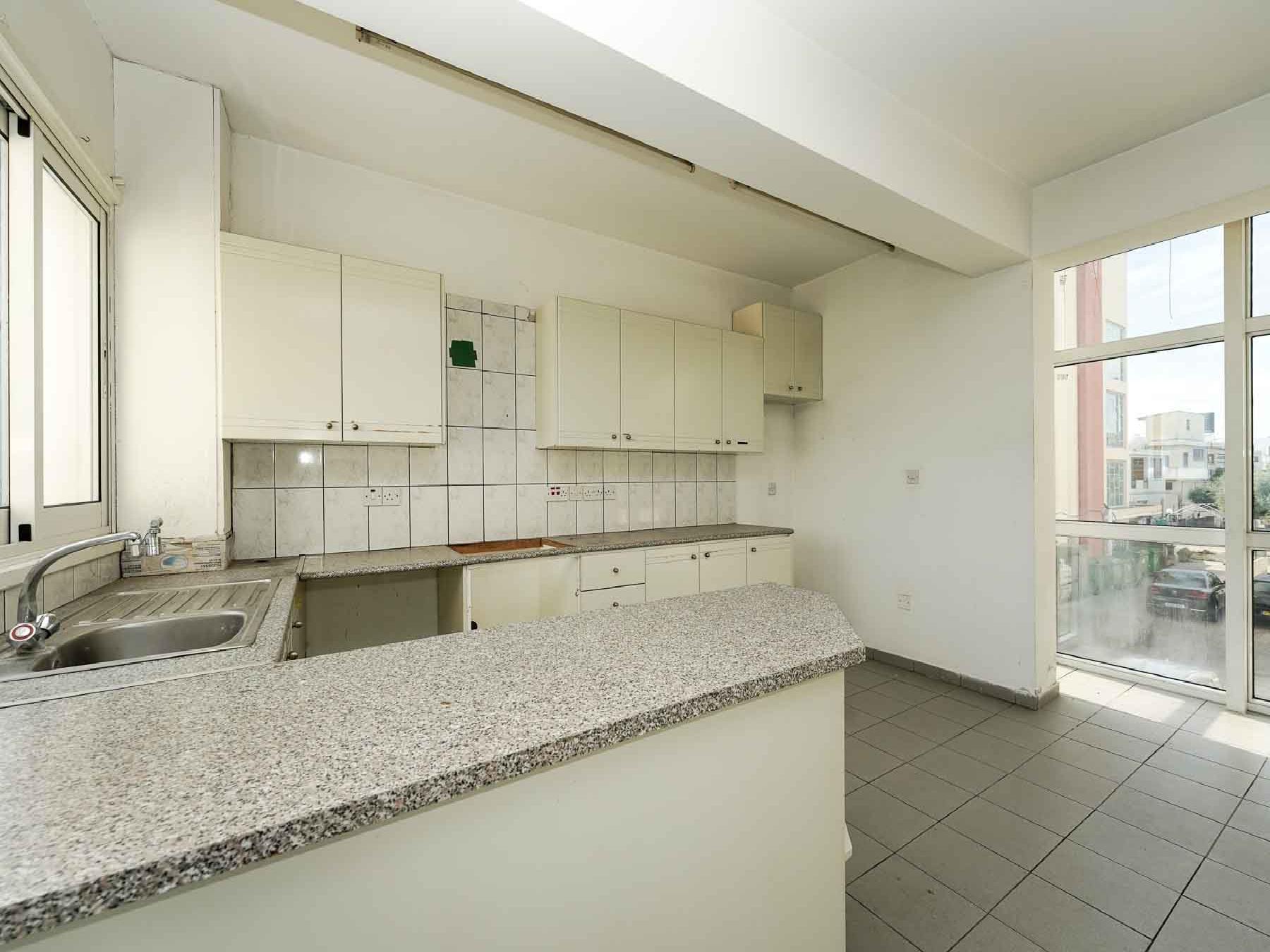 One-Bedroom Apartment in Lakatamia