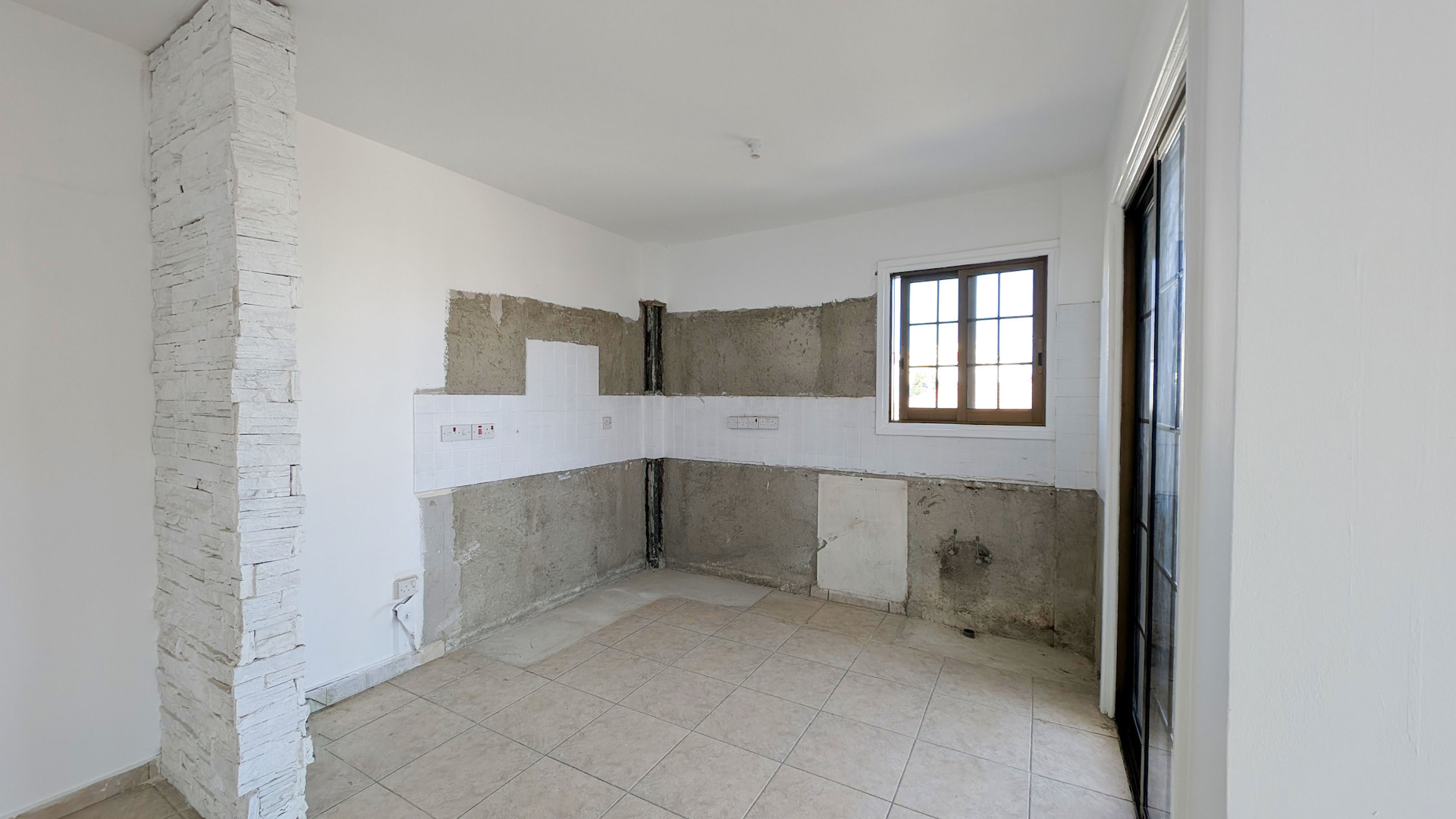 3-Bedroom Apartment in Panagia