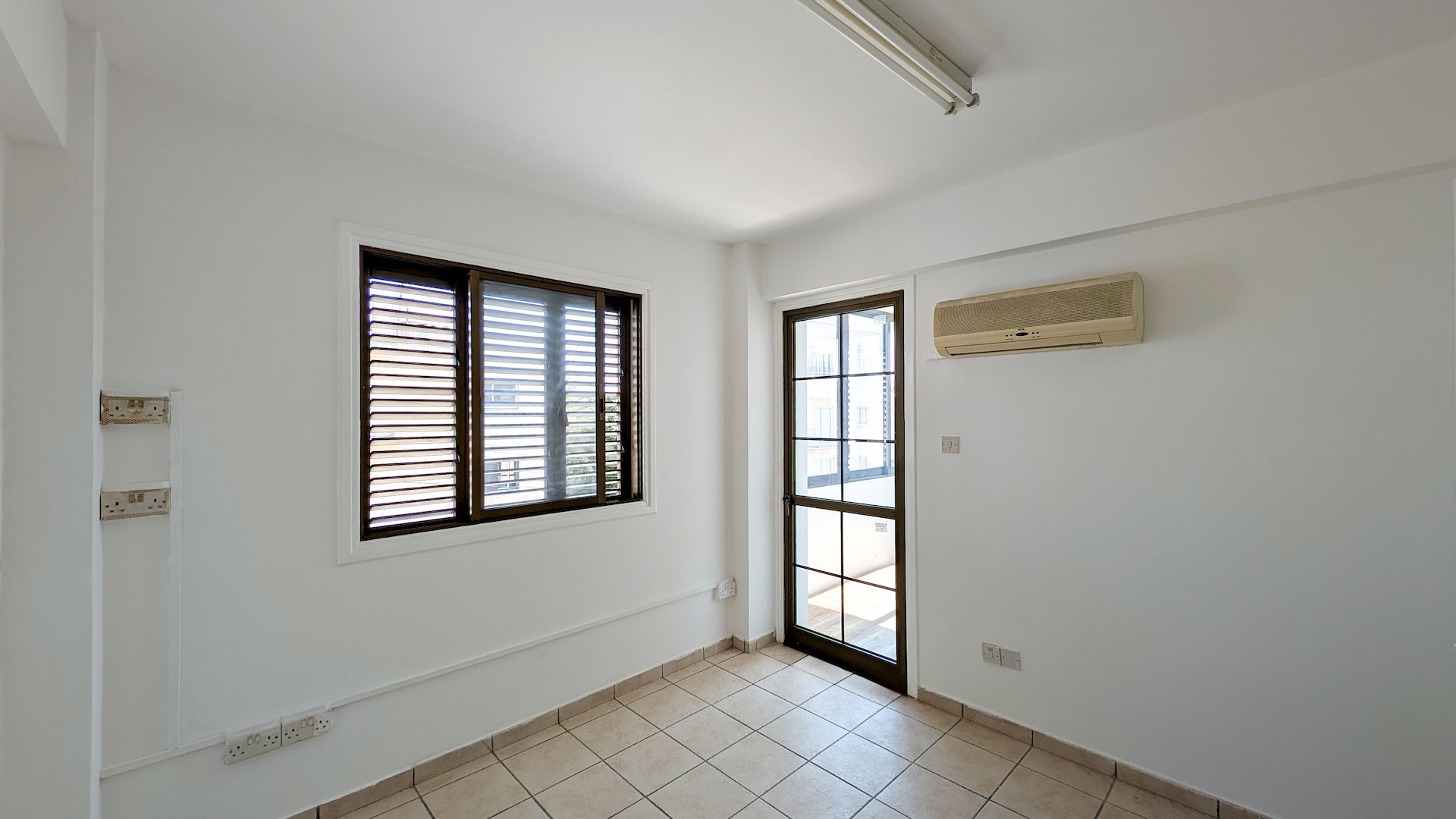 3-Bedroom Apartment in Panagia