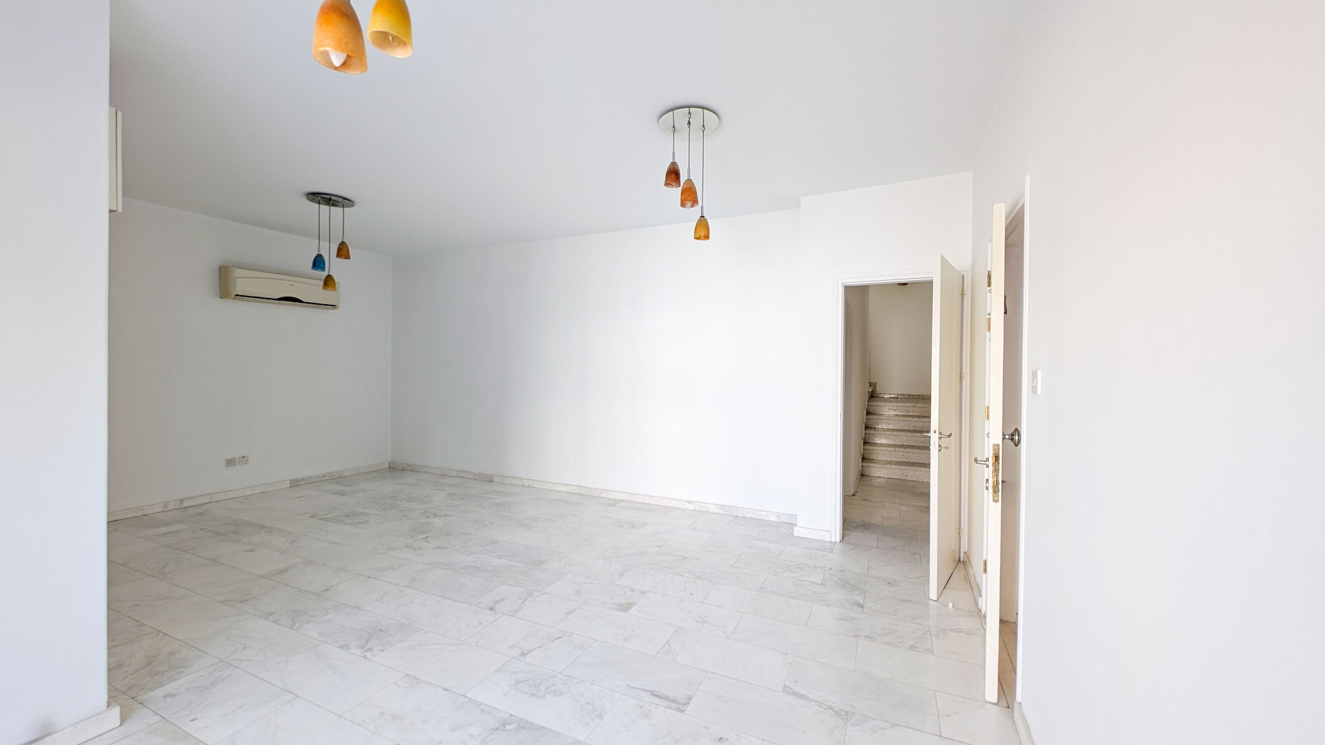 3-bedroom apartment in Ag. Konstantinou & Elenis