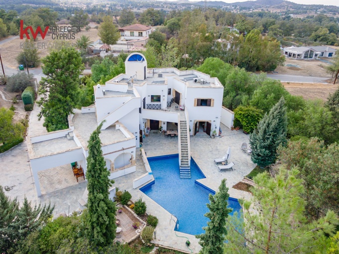 Villa in Mosfiloti