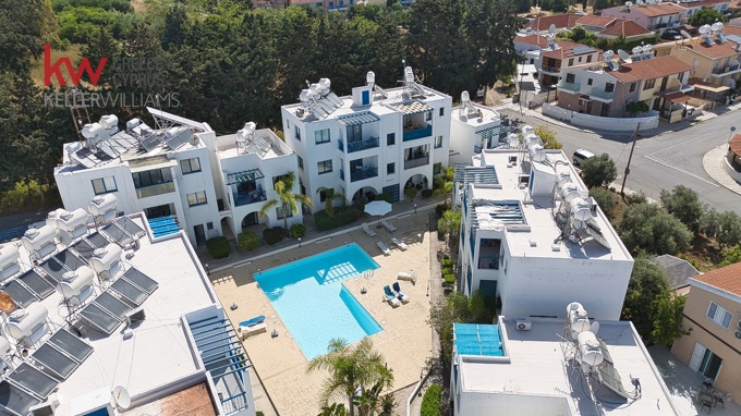 2 Bedroom Apartment for sale in Universal, Paphos