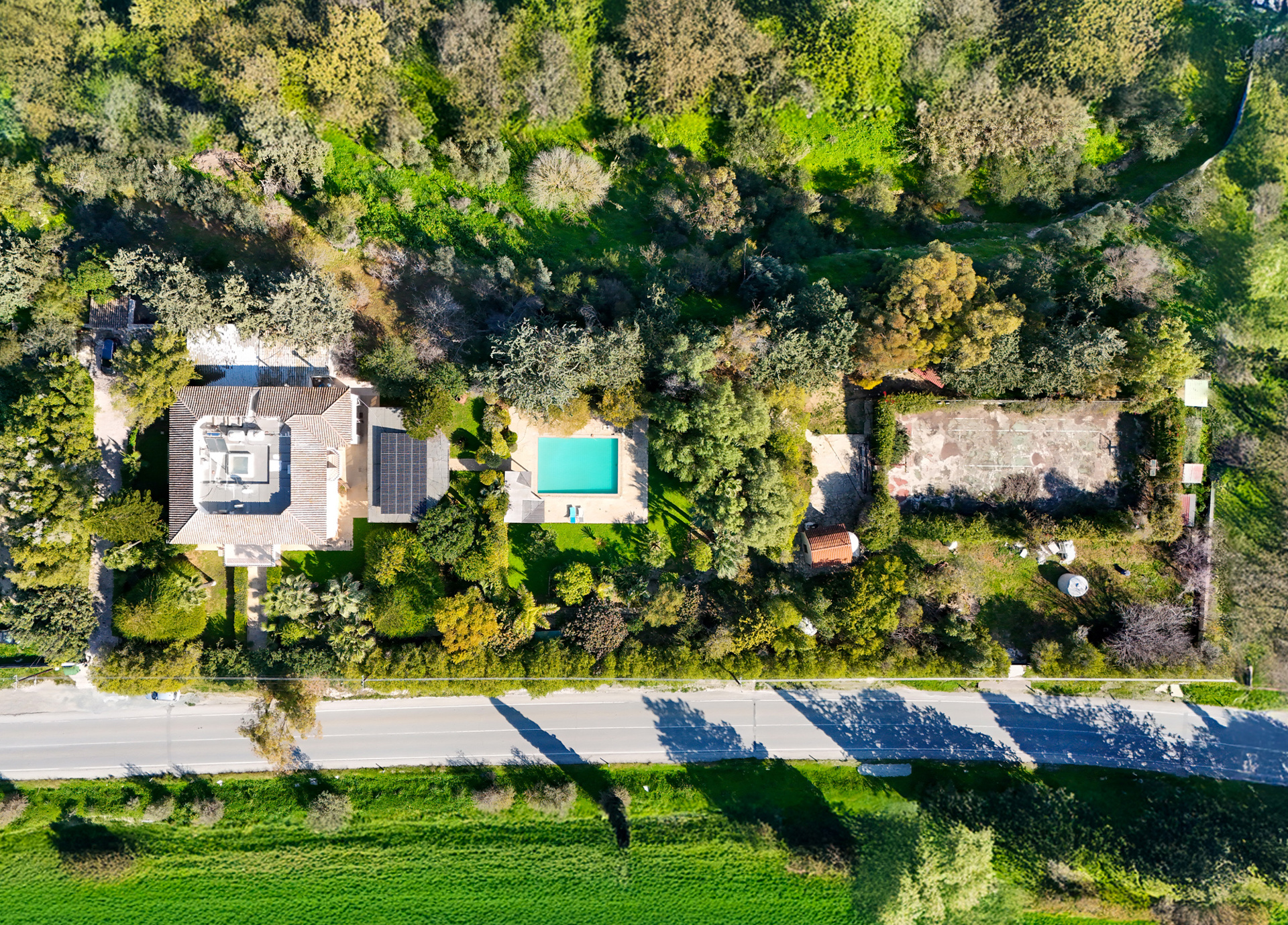Five Bedroom Villa in Aradippou