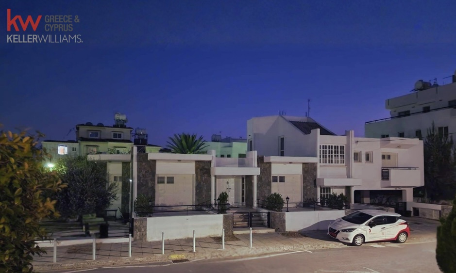 For sale, Egkomi, Detached house 300 sqr.m.