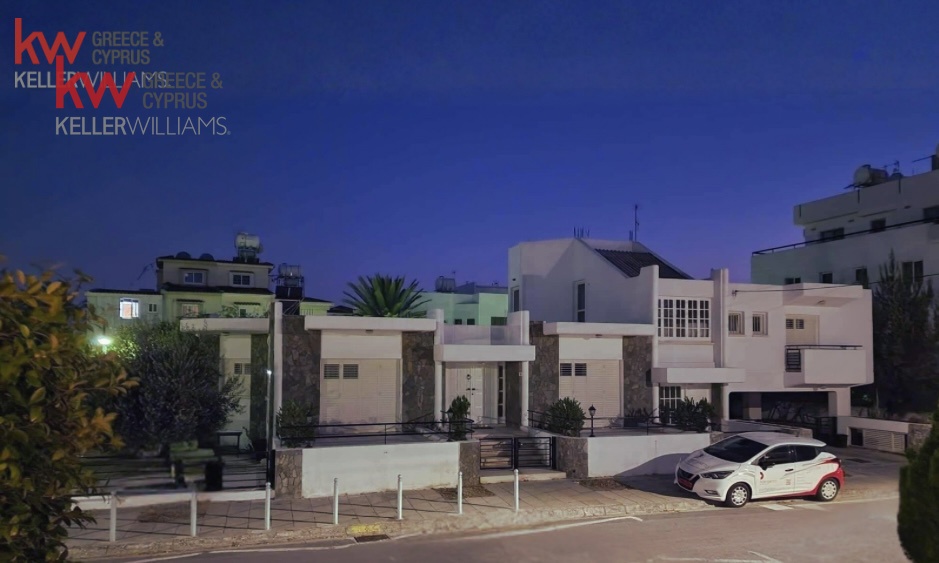 For sale, Egkomi, Detached house 300 sqr.m.