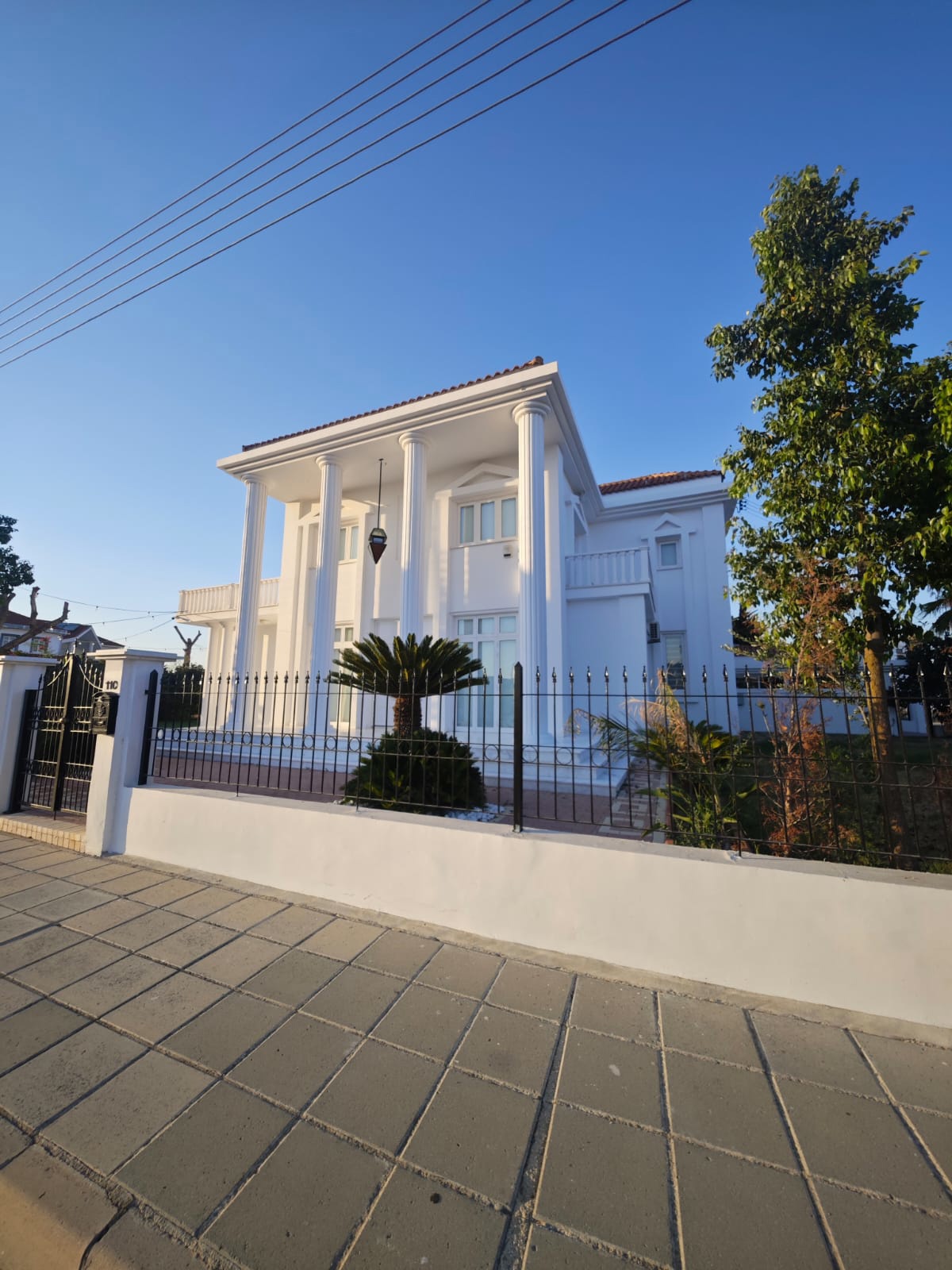 For sale, Aradipou, Detached house 430 sqr.m.