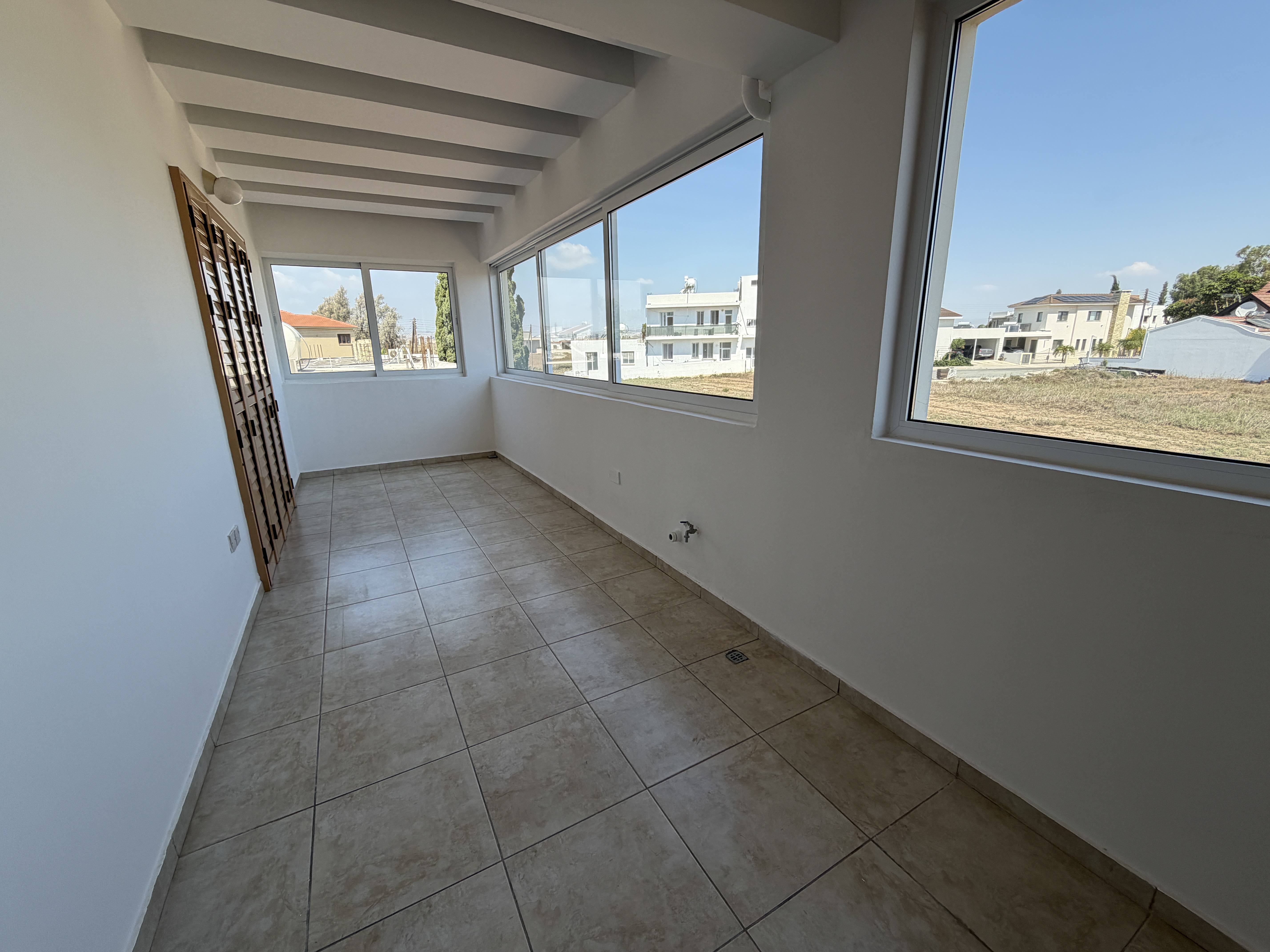 For sale, Dromolaksia, Apartment 126 sqr.m.