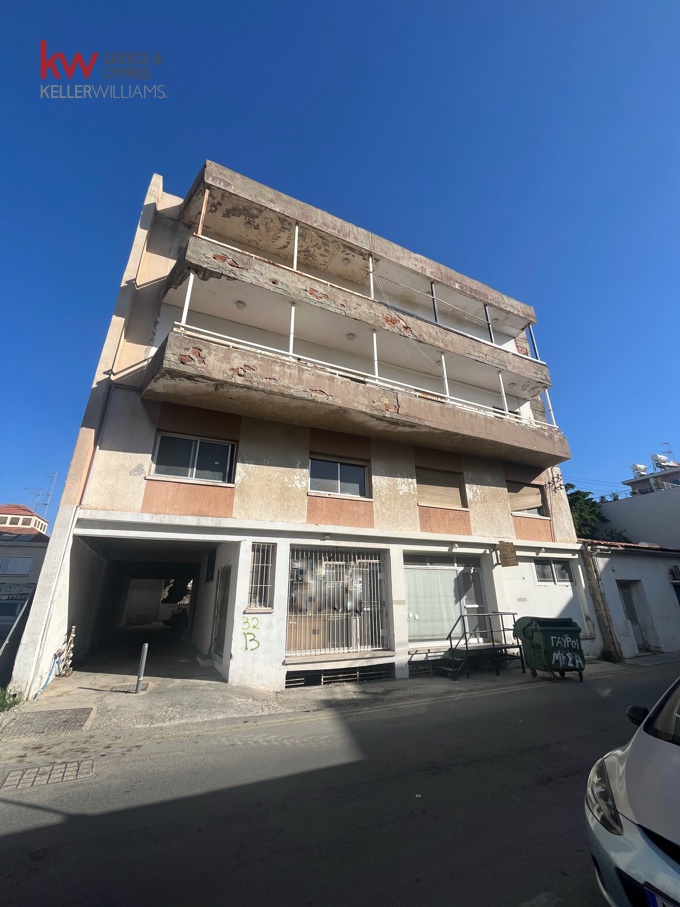 For sale, Larnaca City, Residential Building 1047 sqr.m.