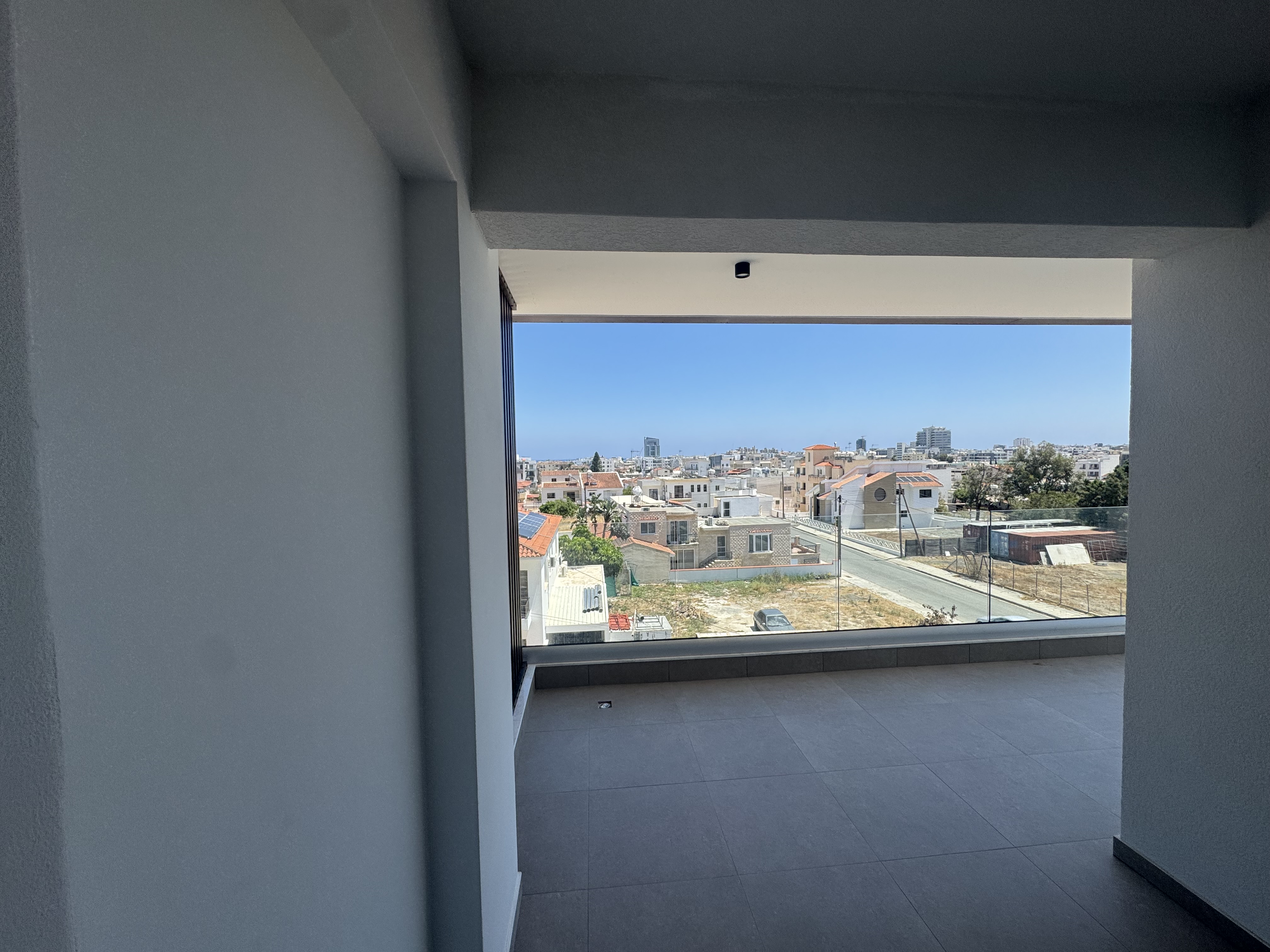 2 Bedroom Brand New Penthouse with Sea View