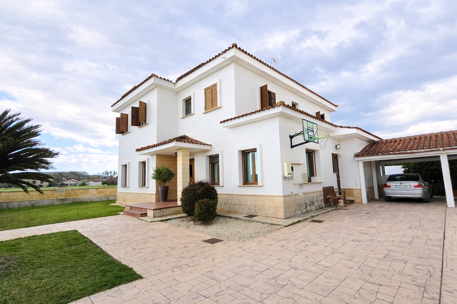 For sale, Nisou, Detached house 254 sqr.m.