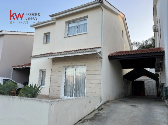 Two-storey house located in Strovolos 184 sqr.m.