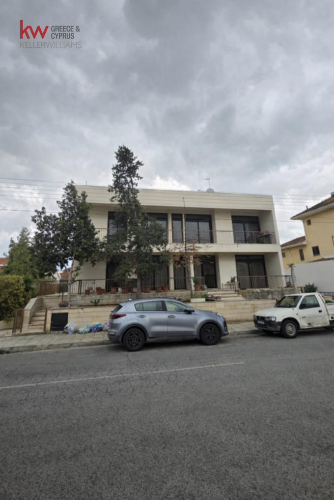 Three separate houses on one property, Aglantzia, 452 sqr.m.