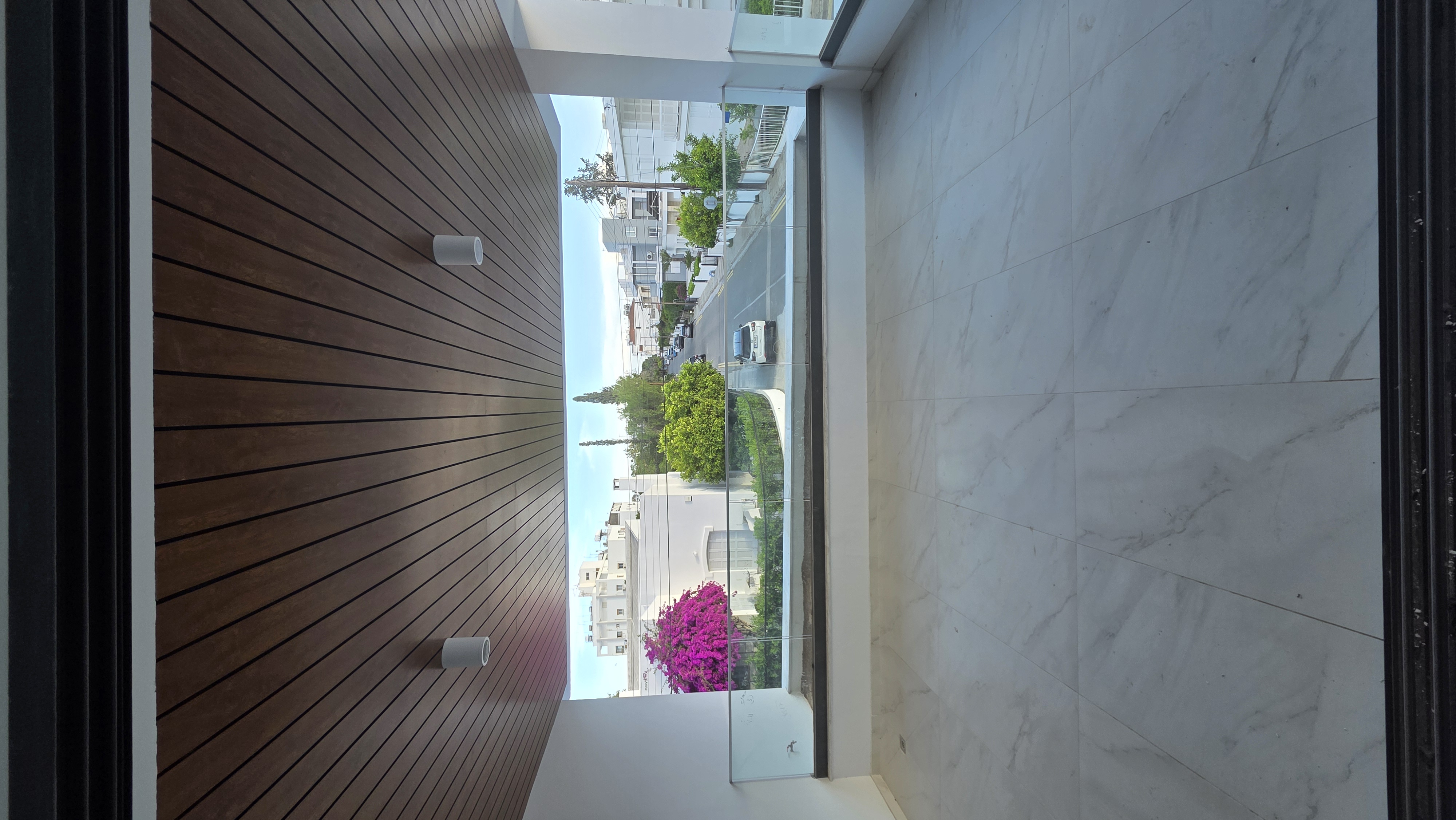Brand new apartment in Aglantzia