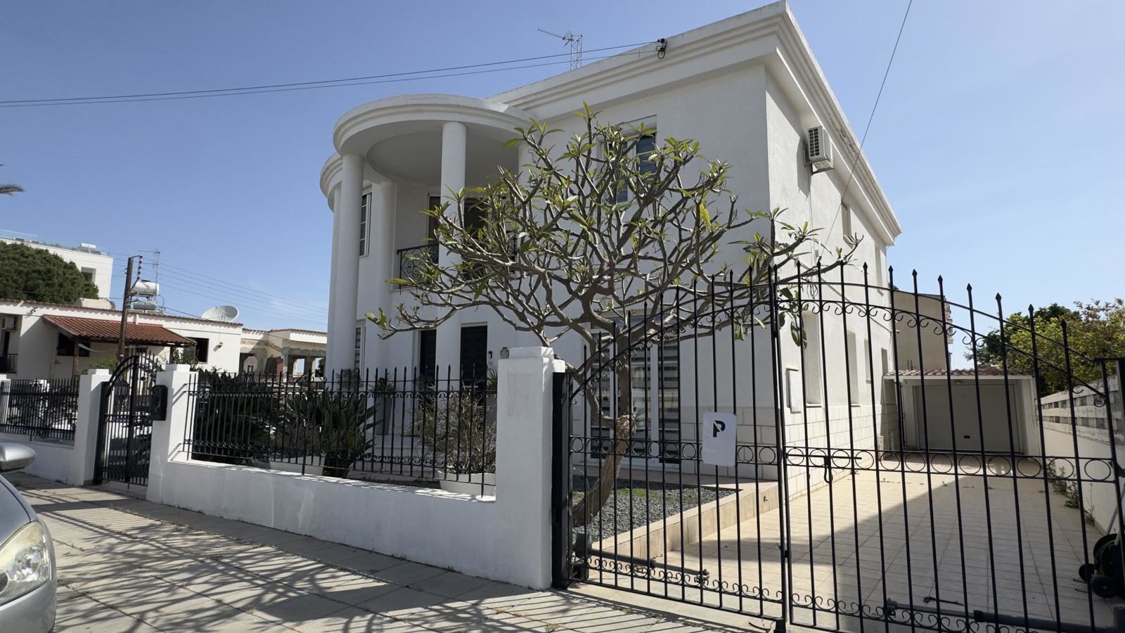 Detached Four Bedroom House in Kamares