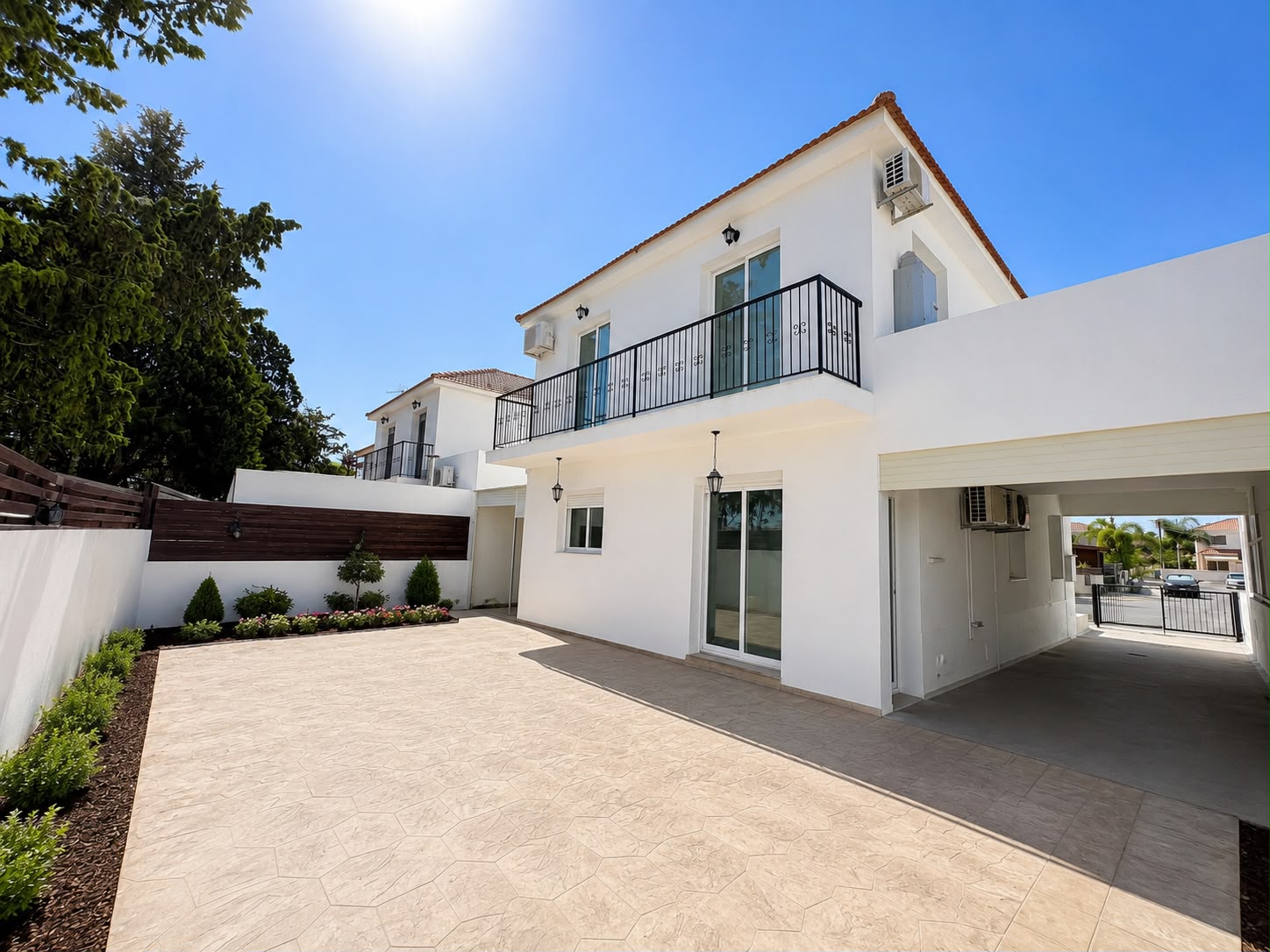 Detached 4 bedroom house in Pyla