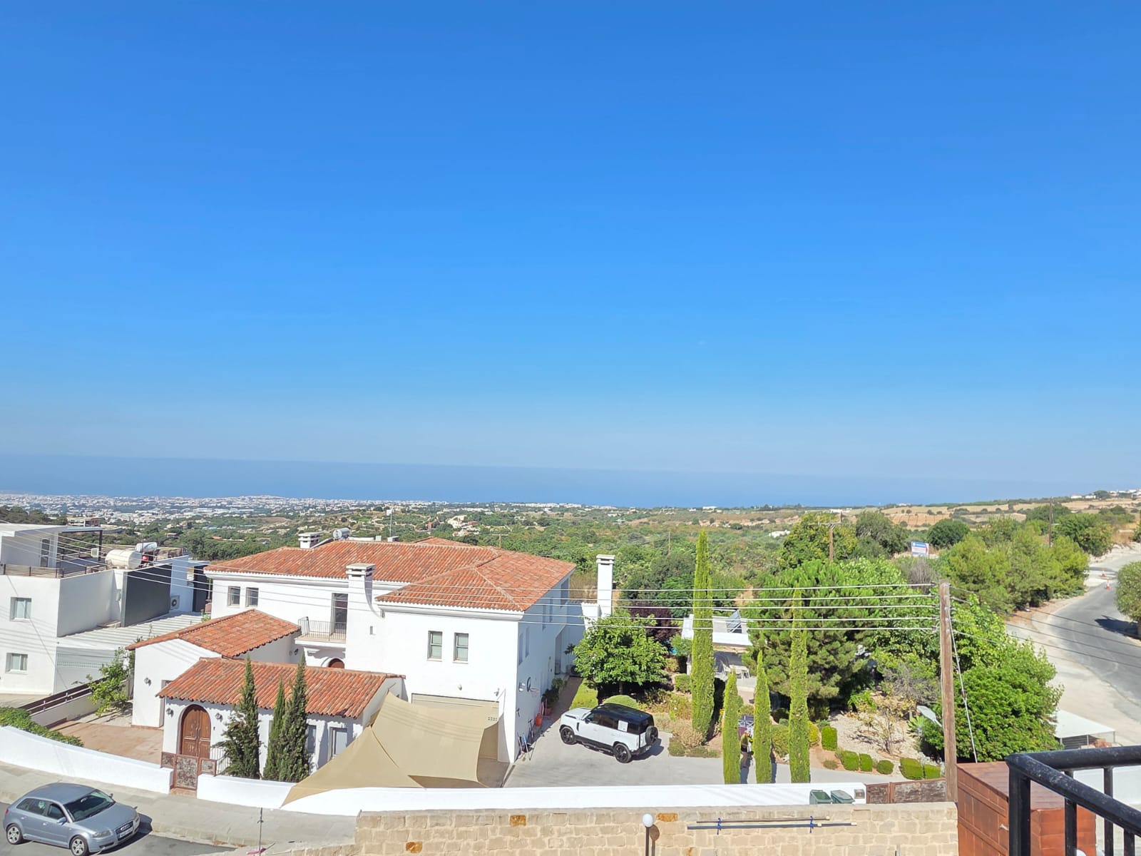 4 Bedroom Detached House for Rent in Tsada